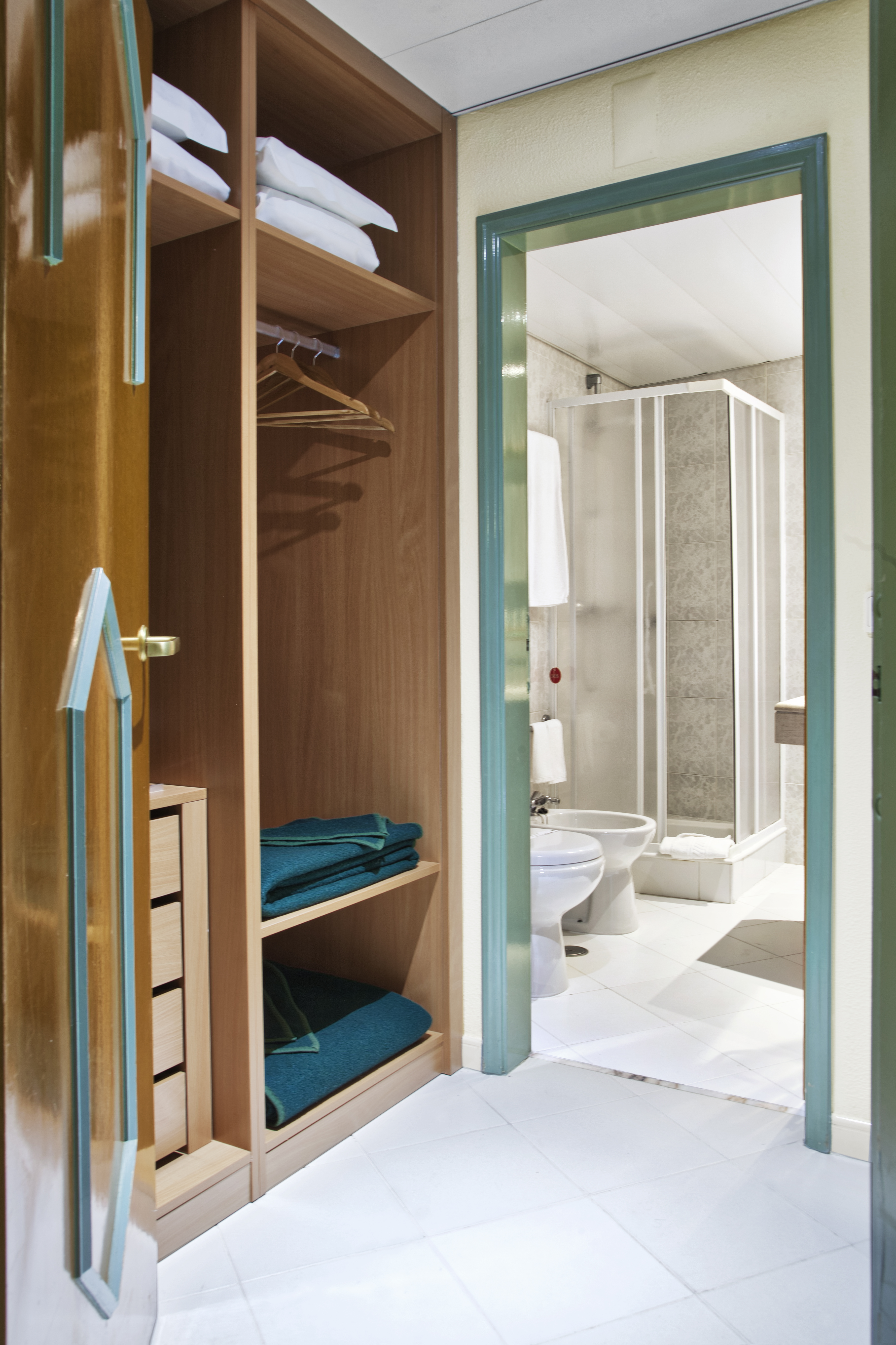 Apartment Capacity 6 Two Bedrooms