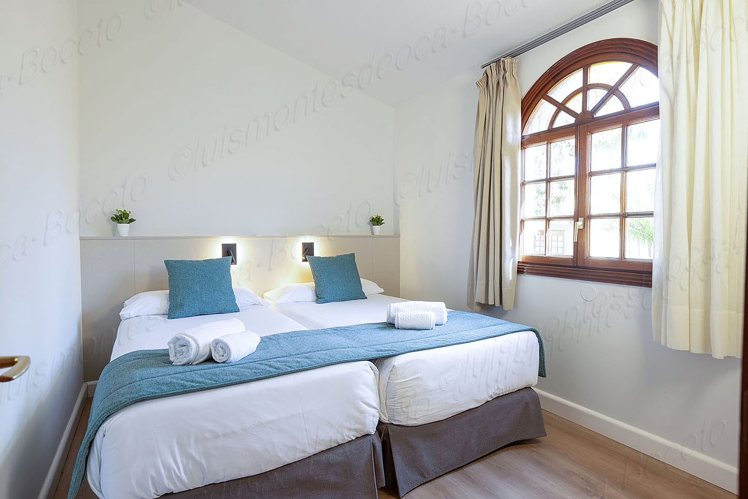 Bungalow Capacity 7 Three Bedrooms