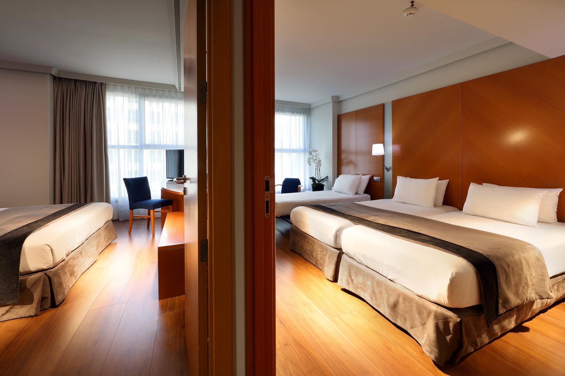 Family Room Capacity 5