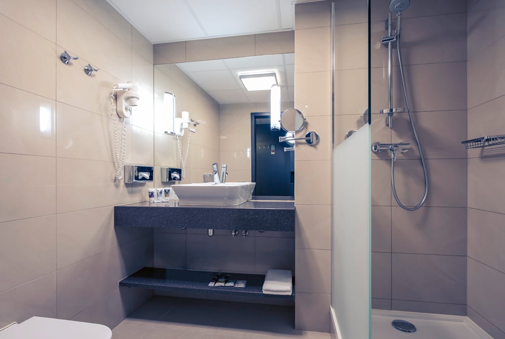 Twin Classic City View