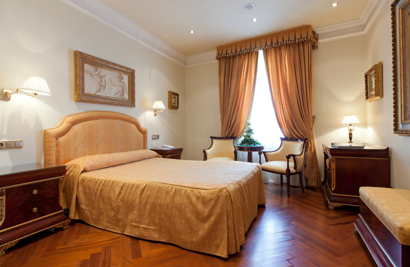 Double or Twin Standard