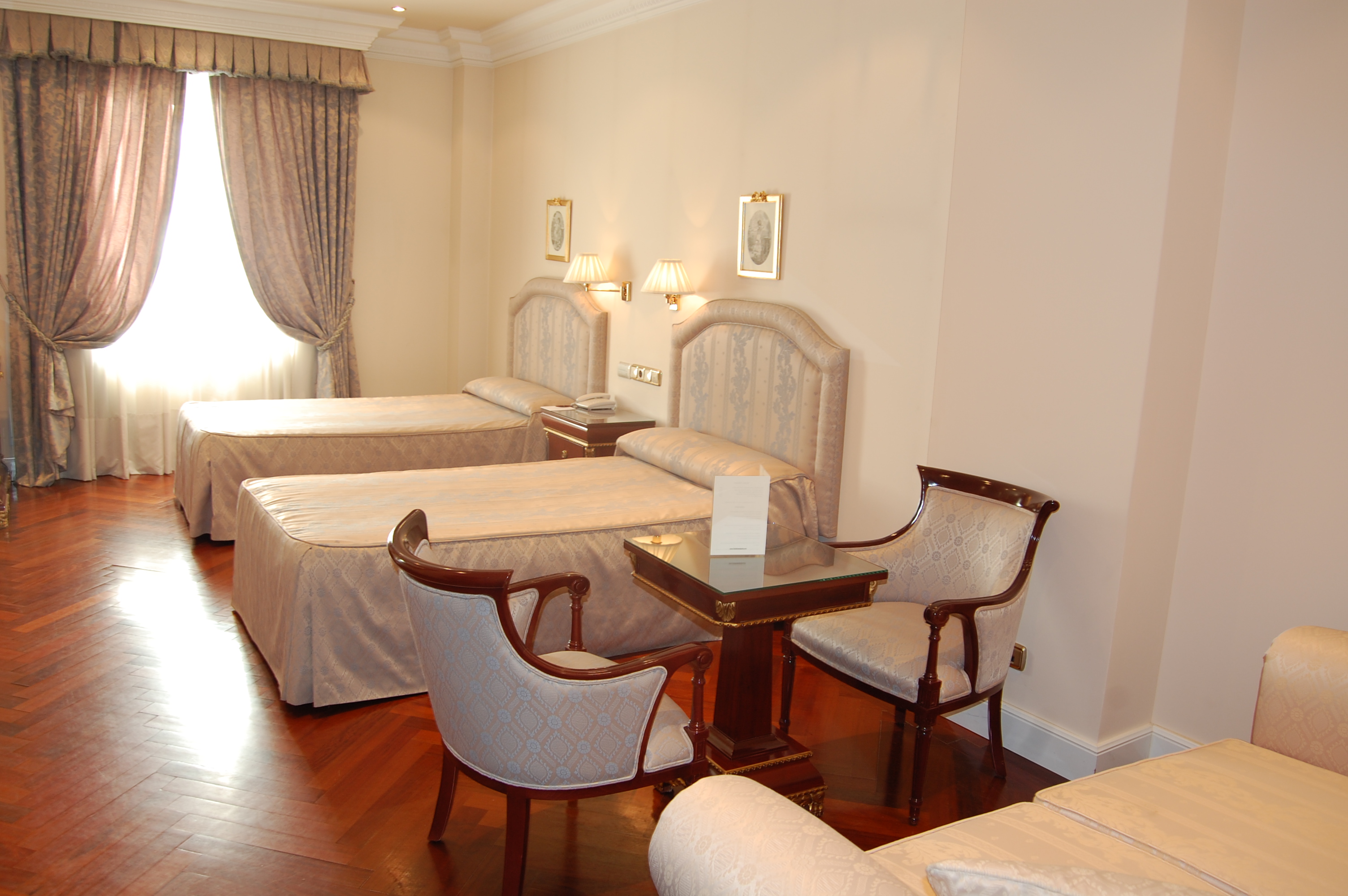 Double or Twin Standard