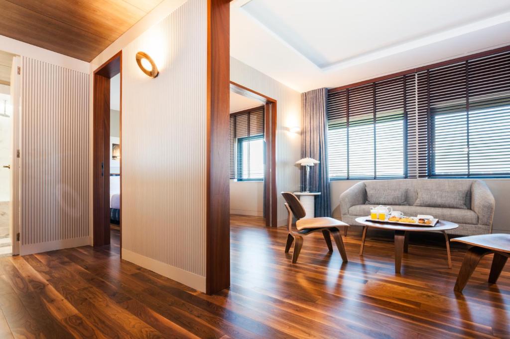 Suite Premium King Bed