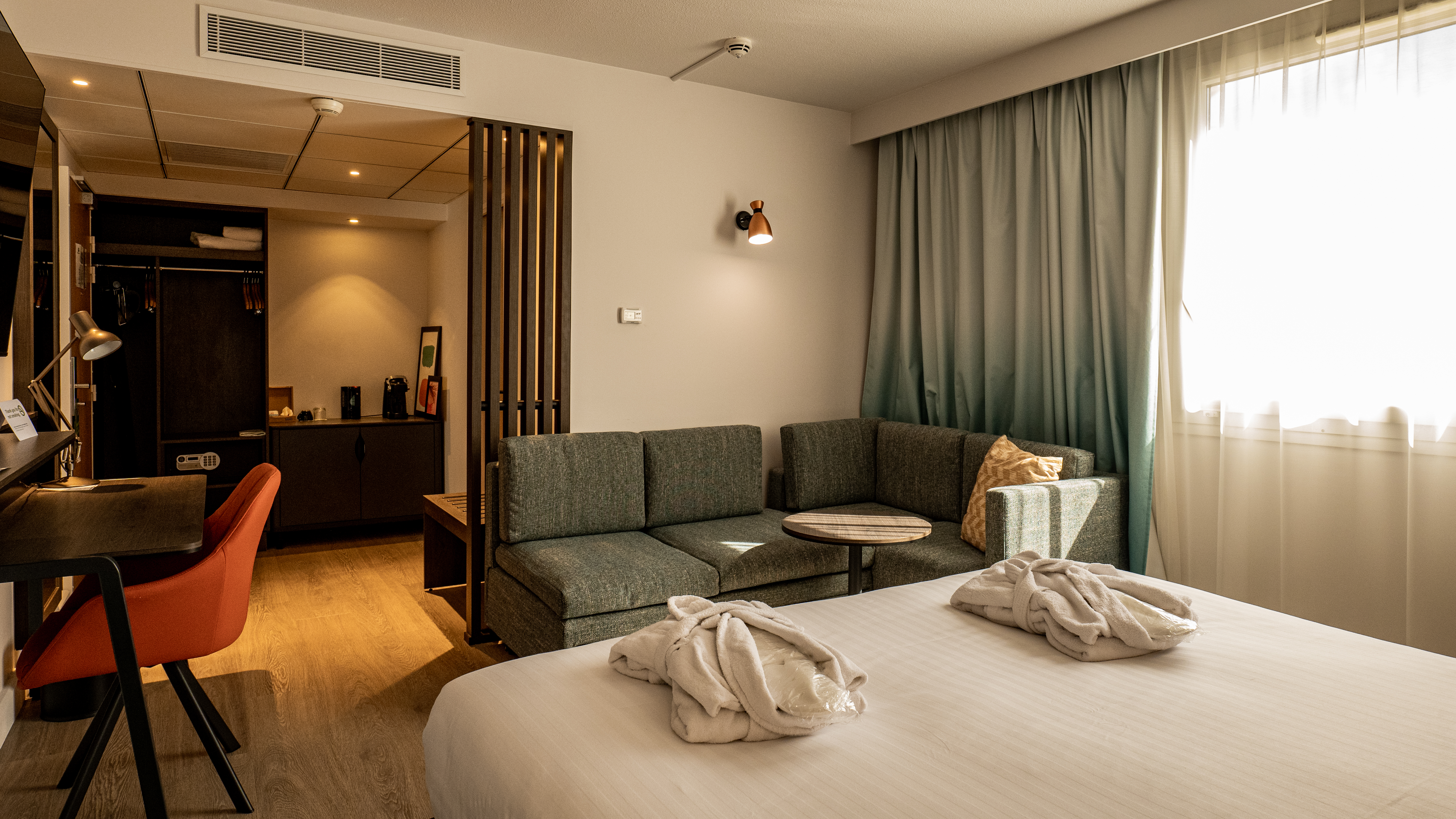 Double Executive King Bed