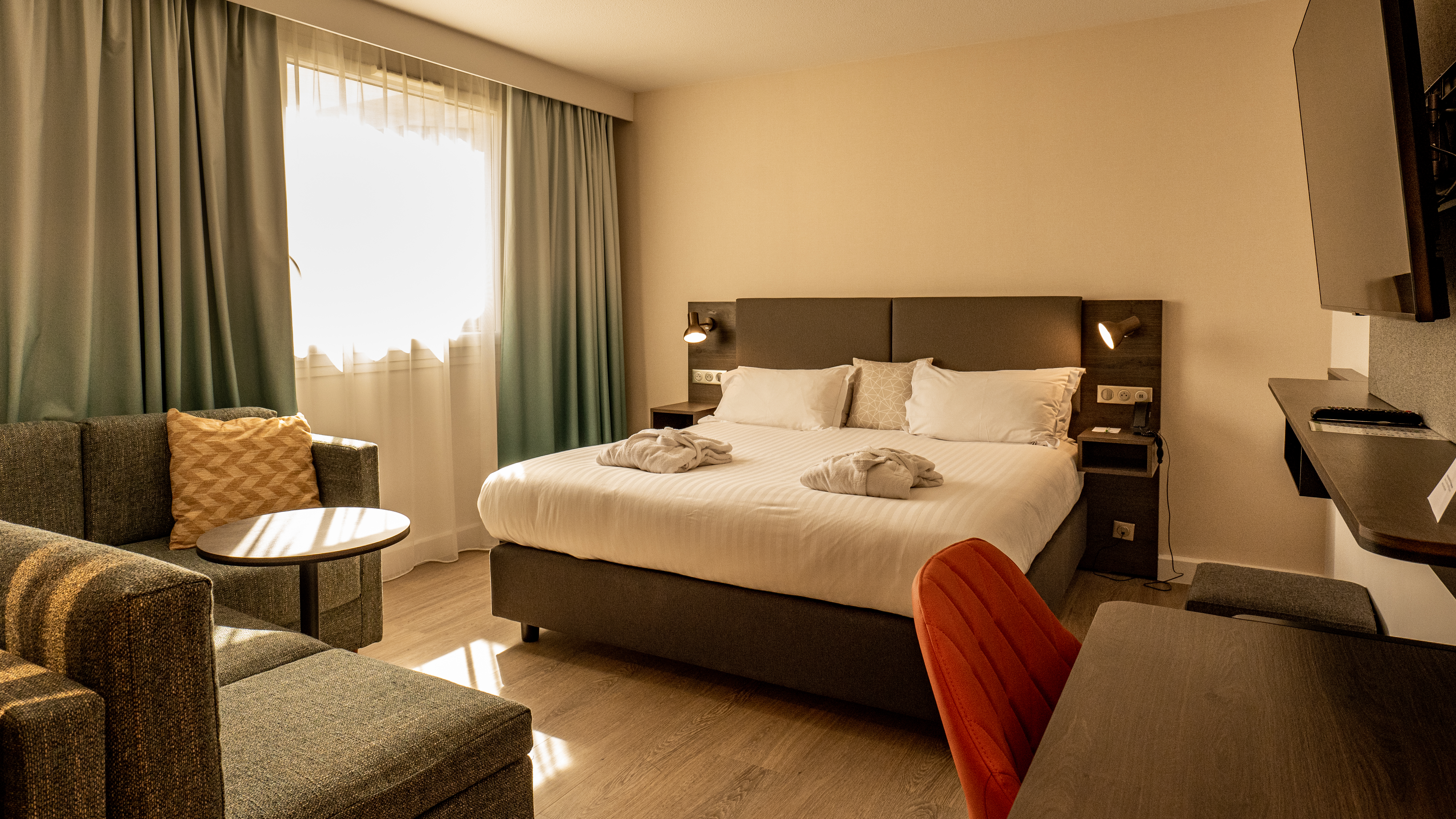 Double Executive King Bed