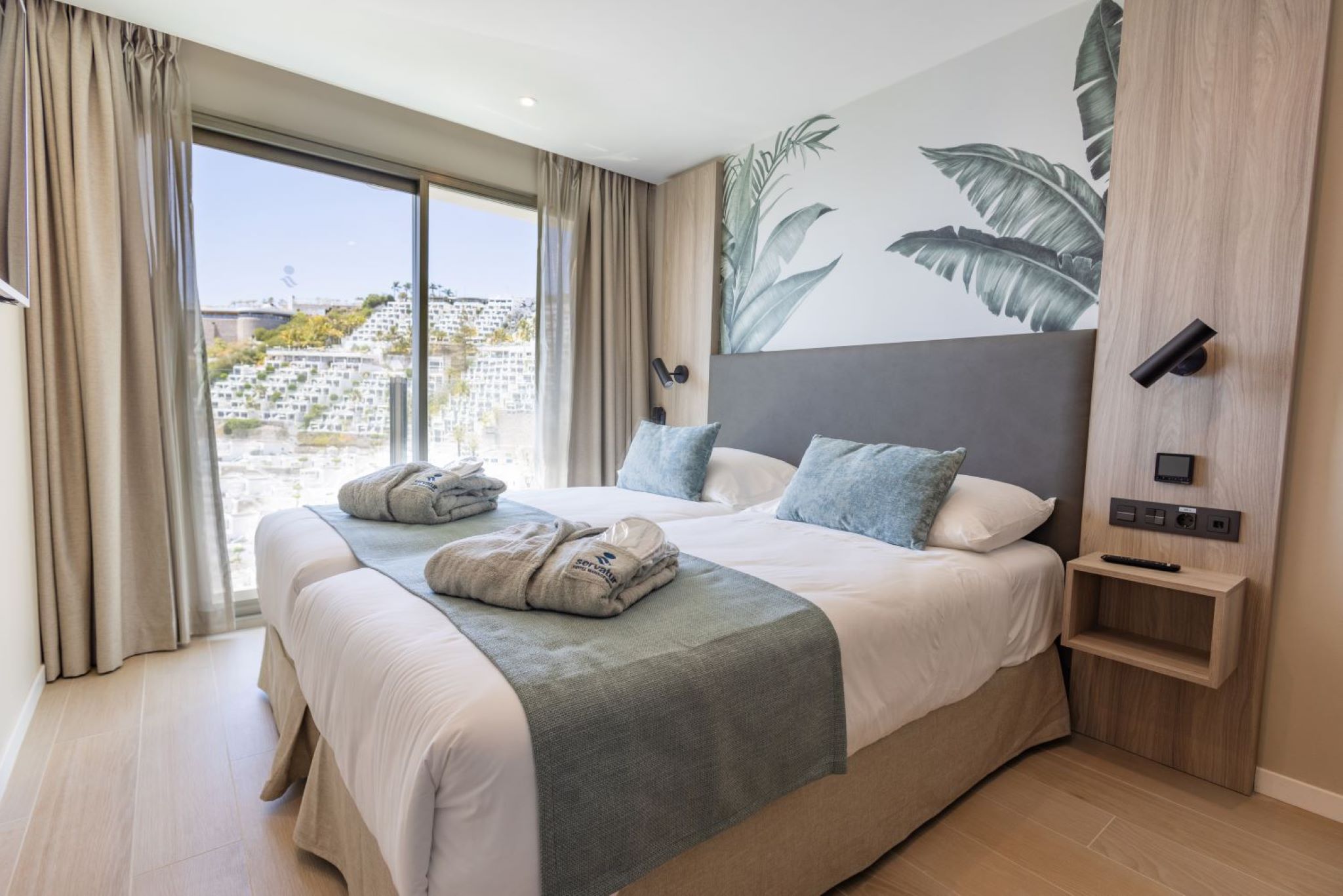 Double or Twin Superior with Private Pool