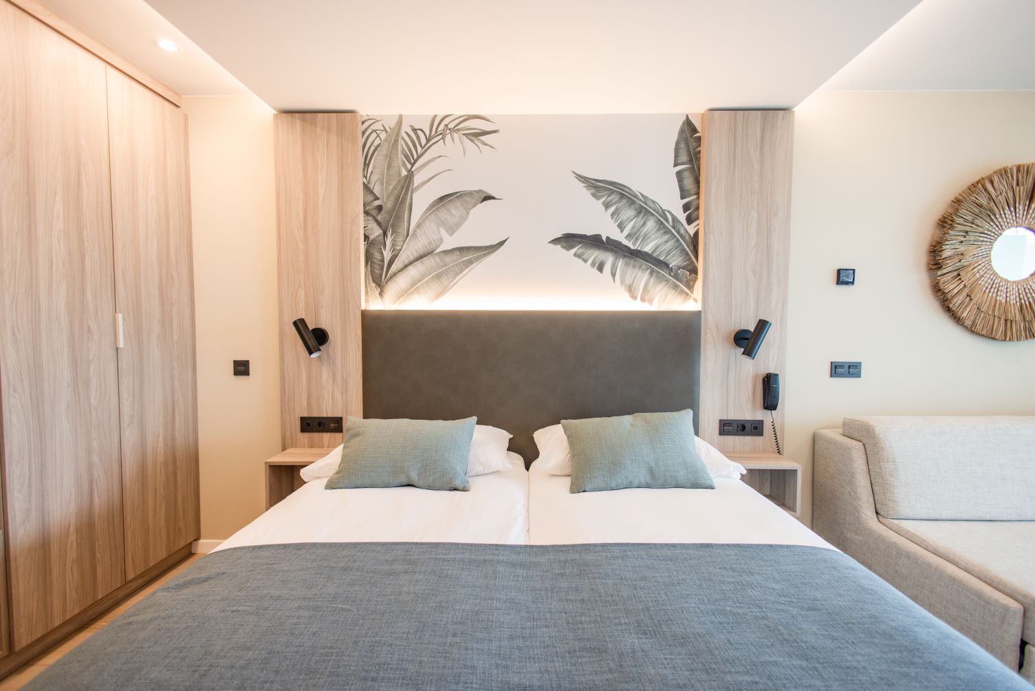 Double Single Superior