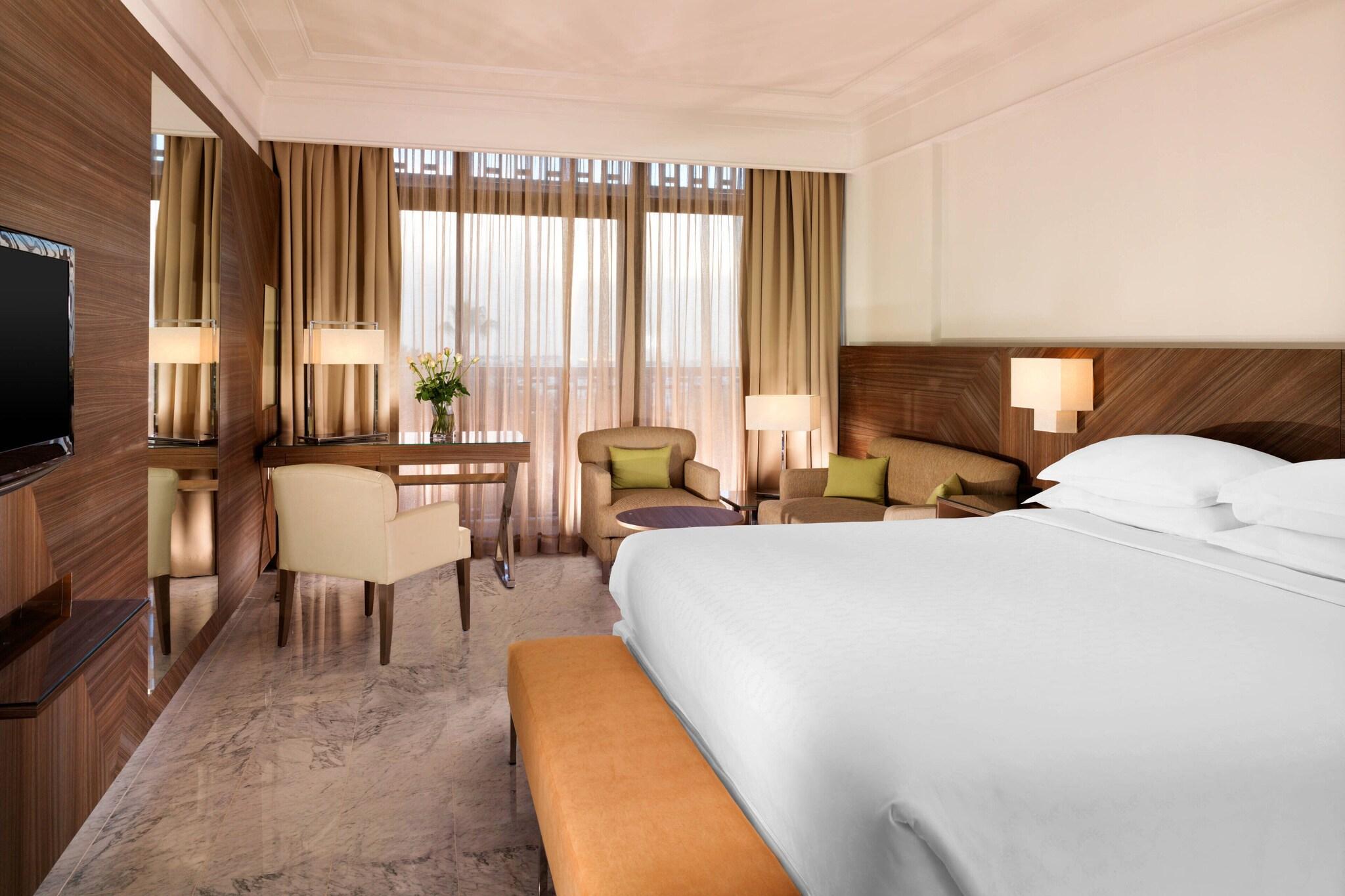 Double Superior King Bed