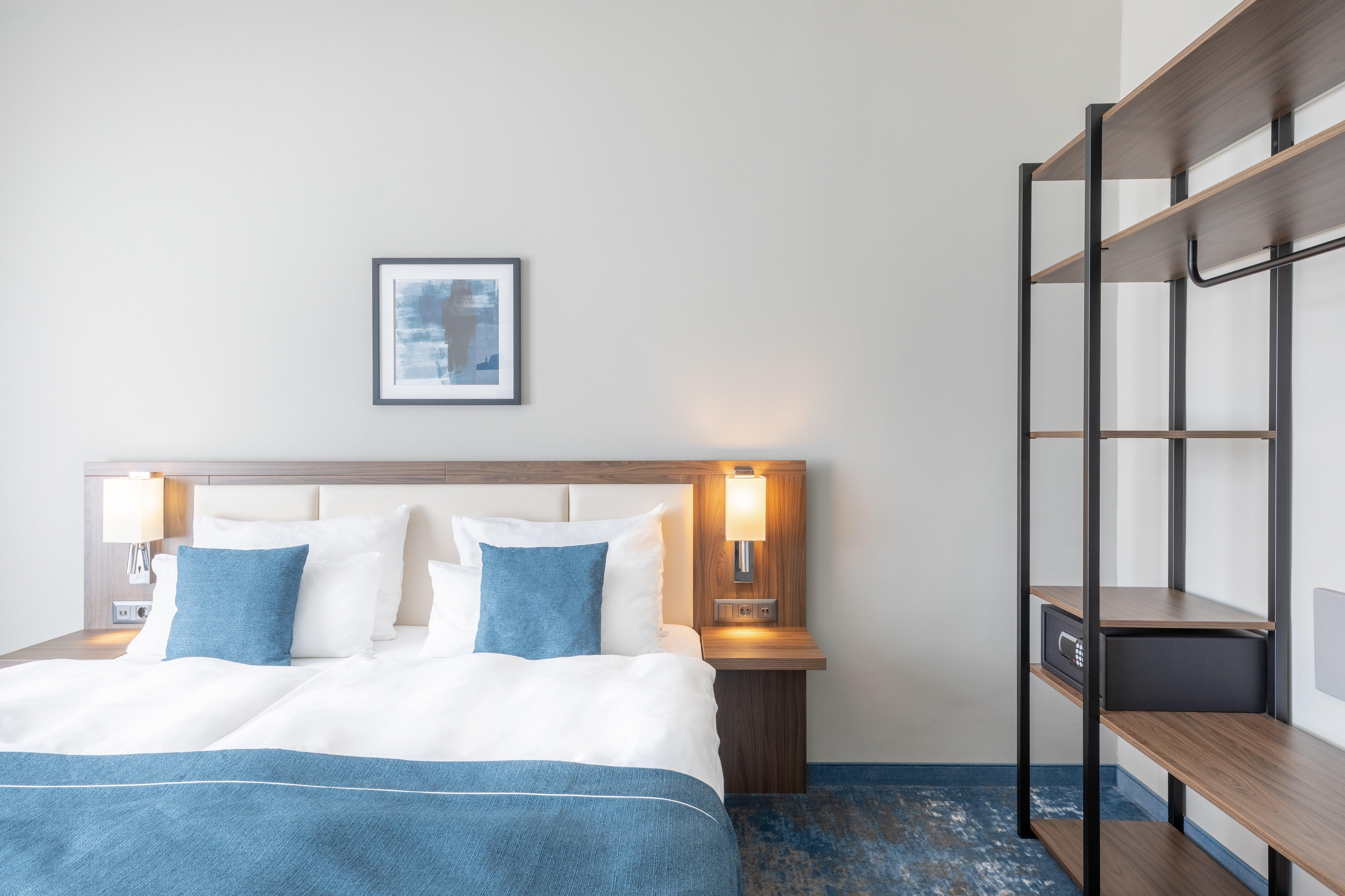 Double Queen Size Bed