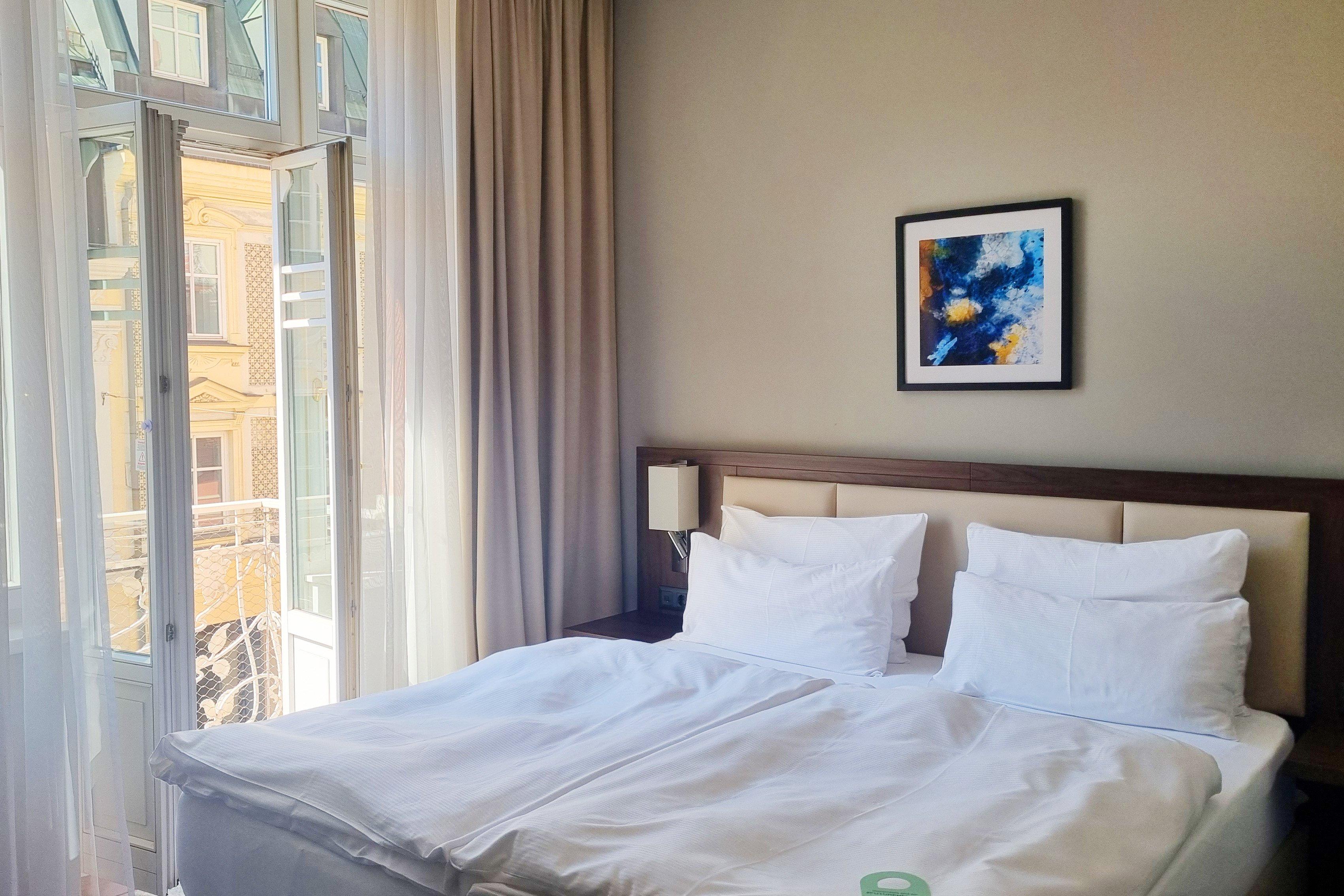 Double Queen Size Bed