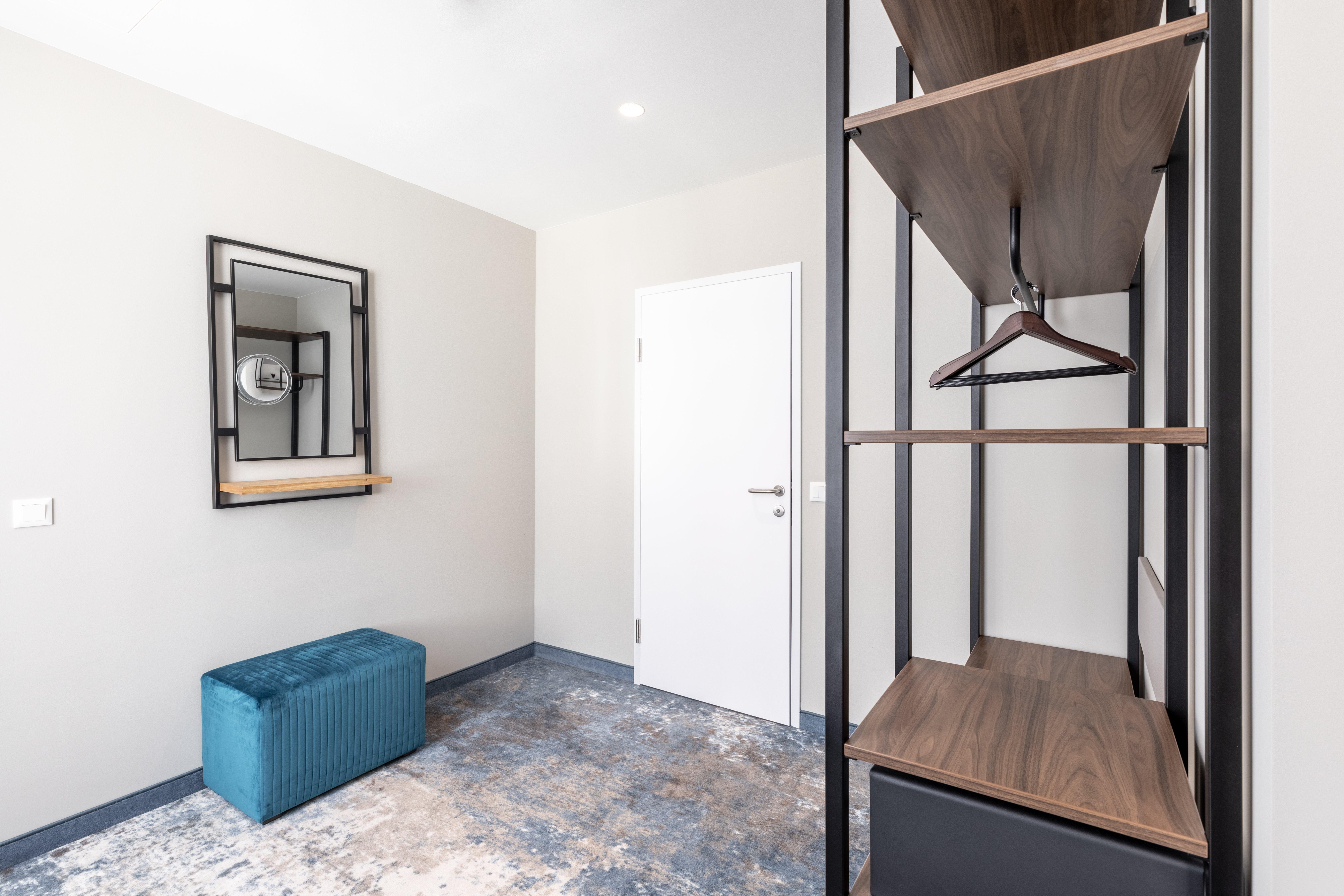 Suite Queen Size Bed