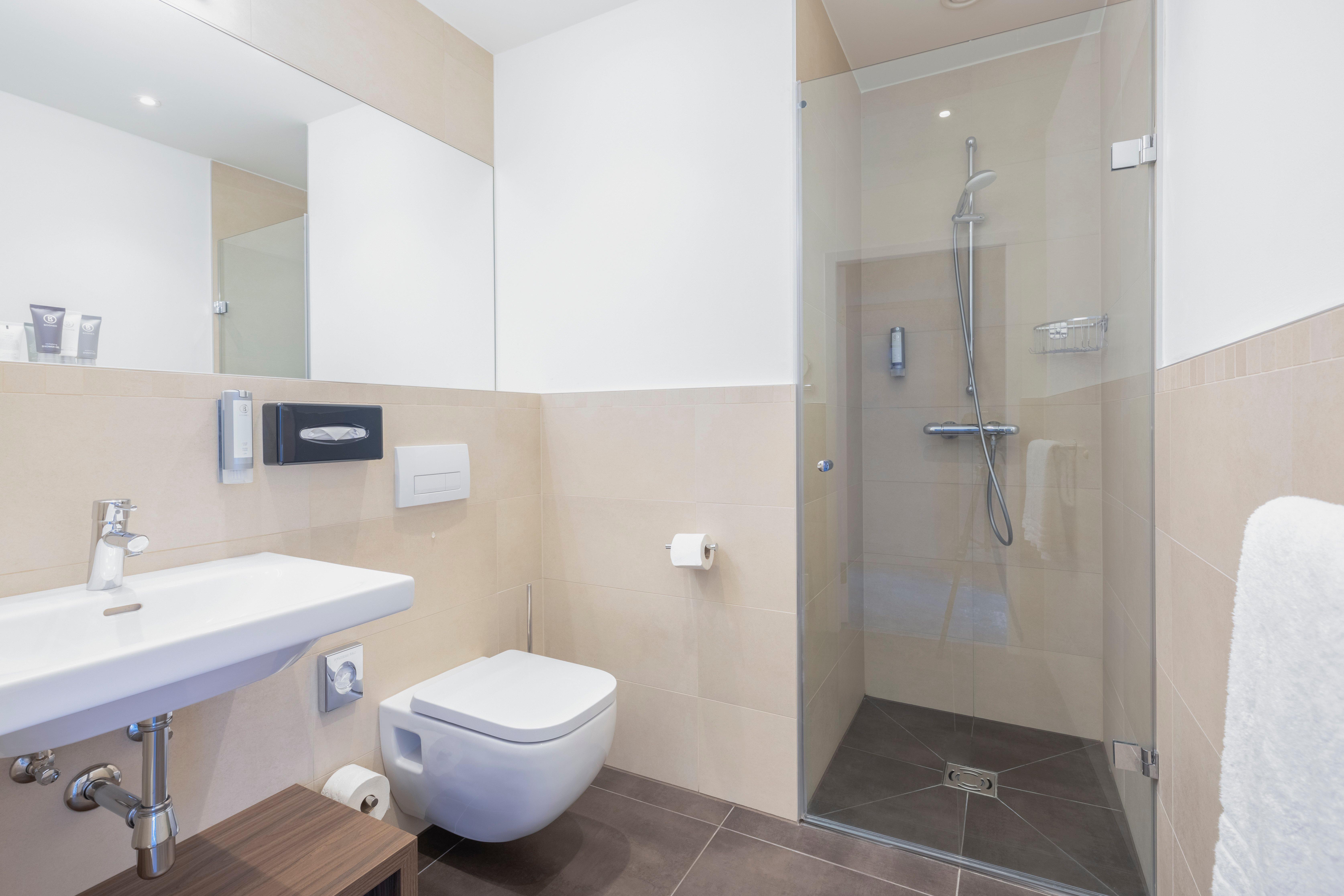 Double Premium Queen Bed