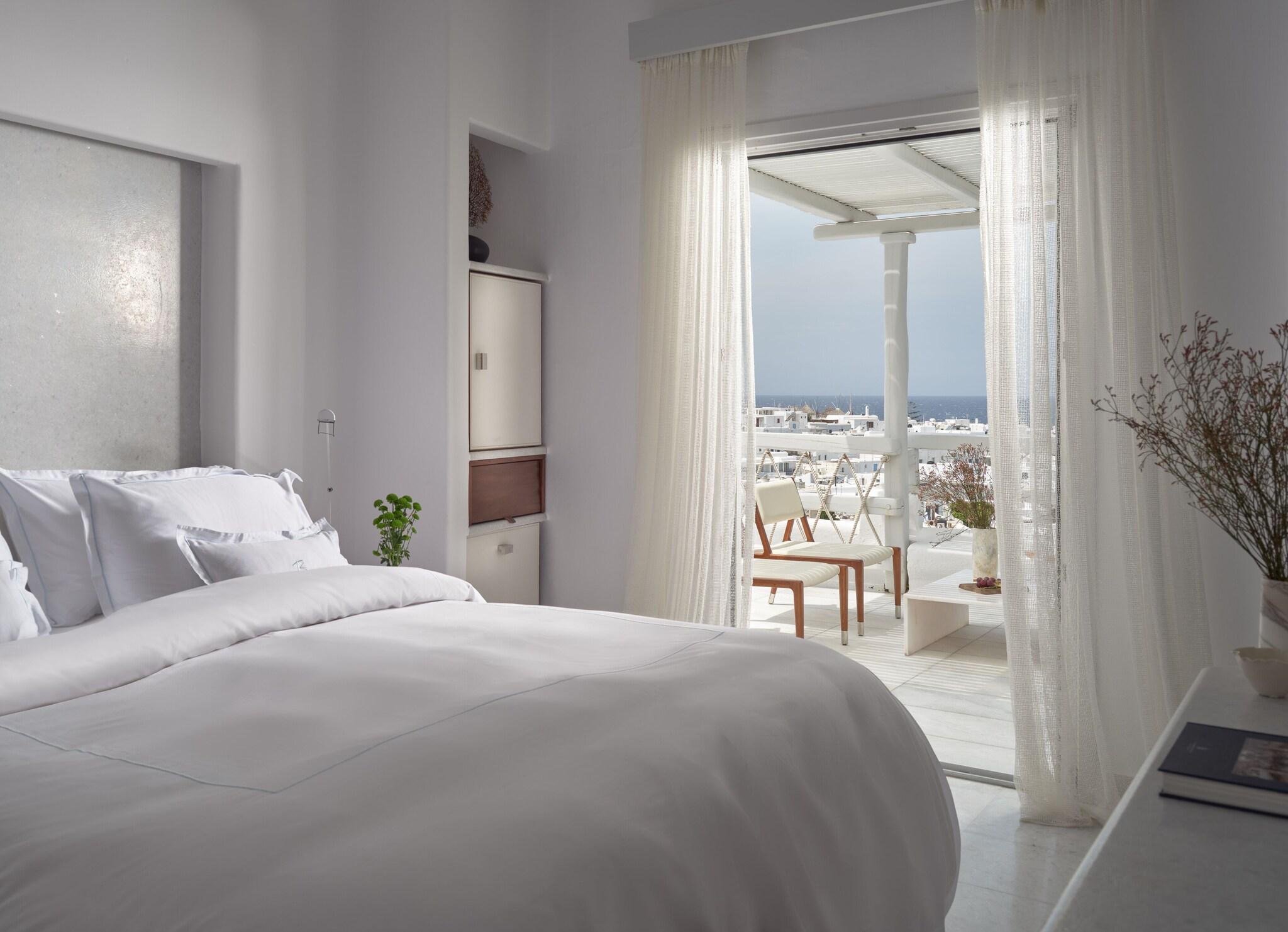 Double Sea View King Bed