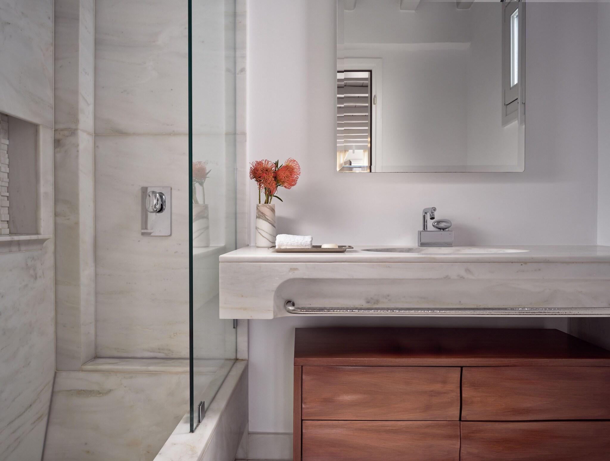 Apartment Sea View with Private Pool