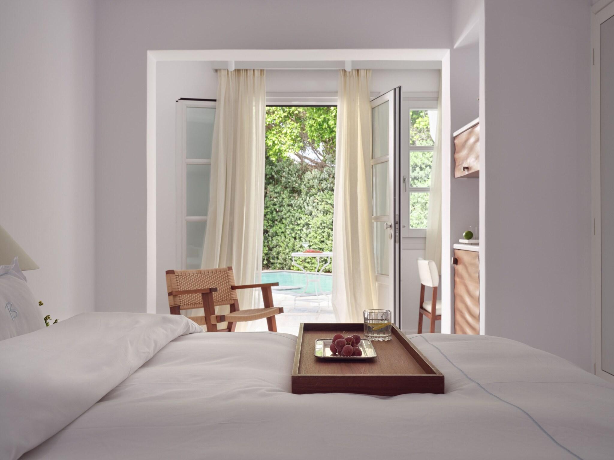 Double with Private Pool