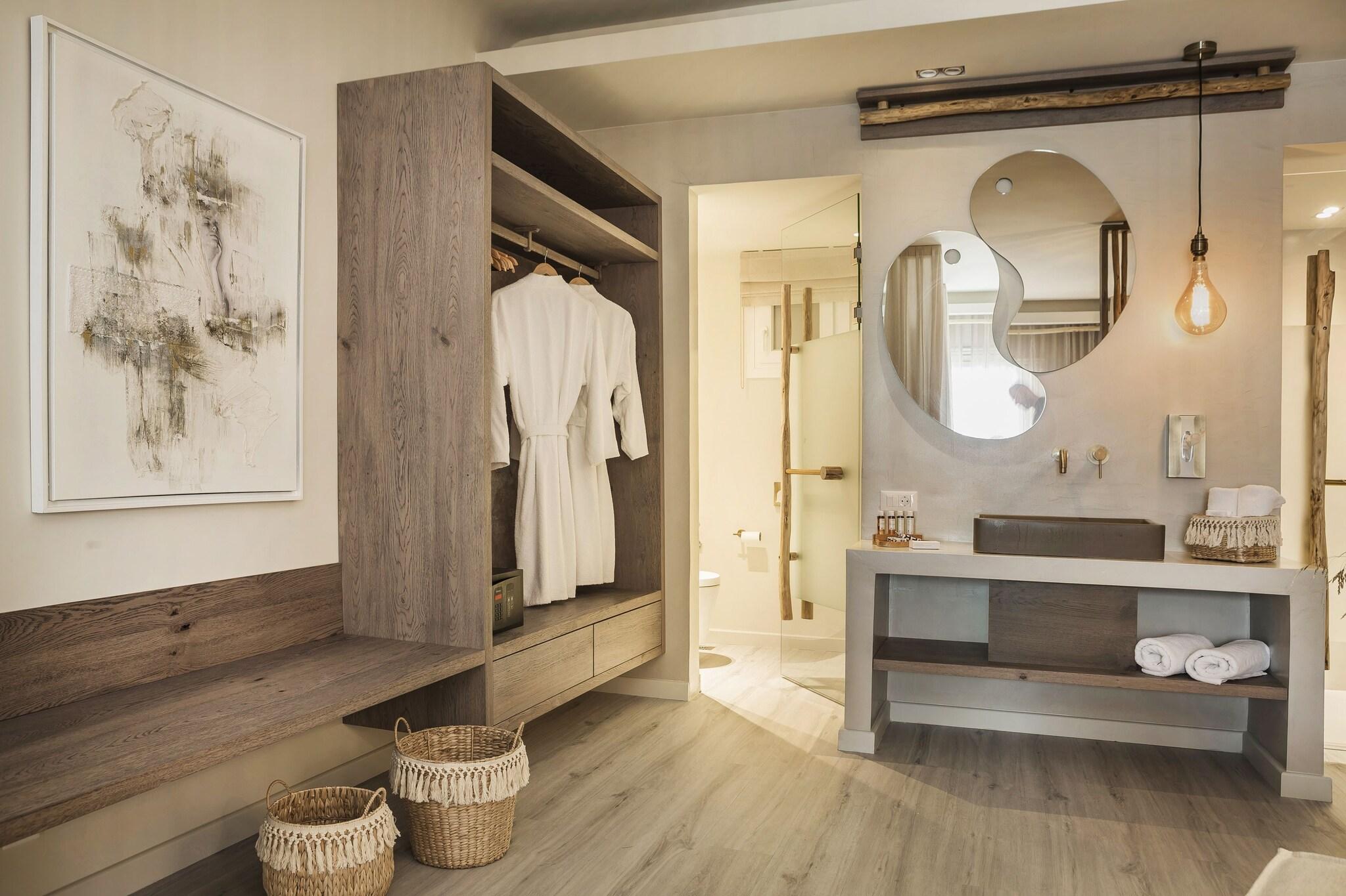 Suite Sea View King Bed