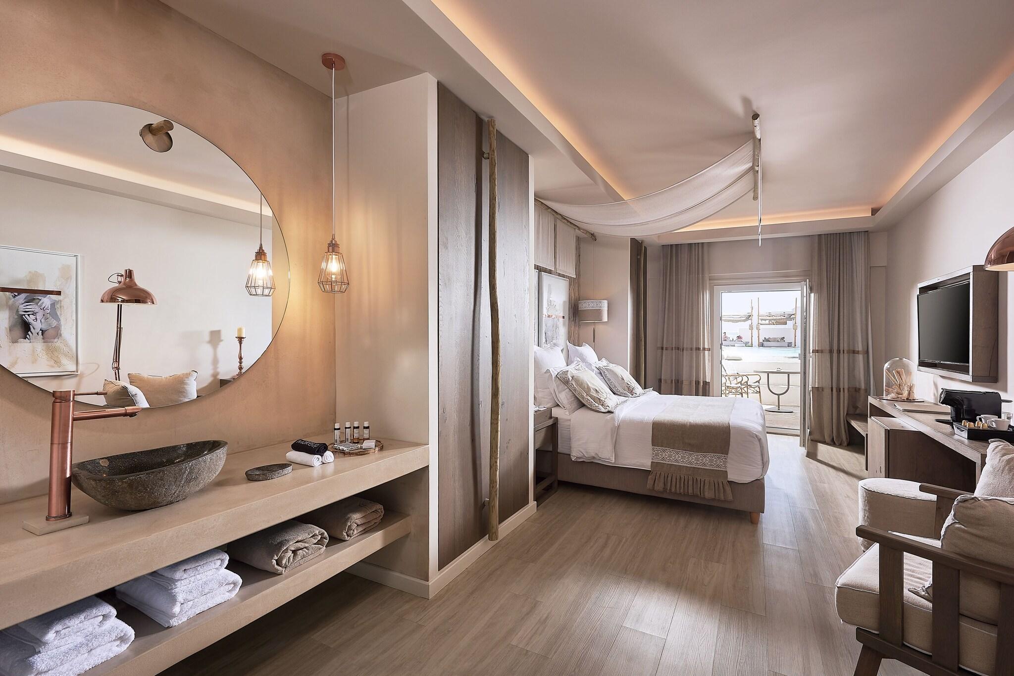 Double Deluxe King Bed