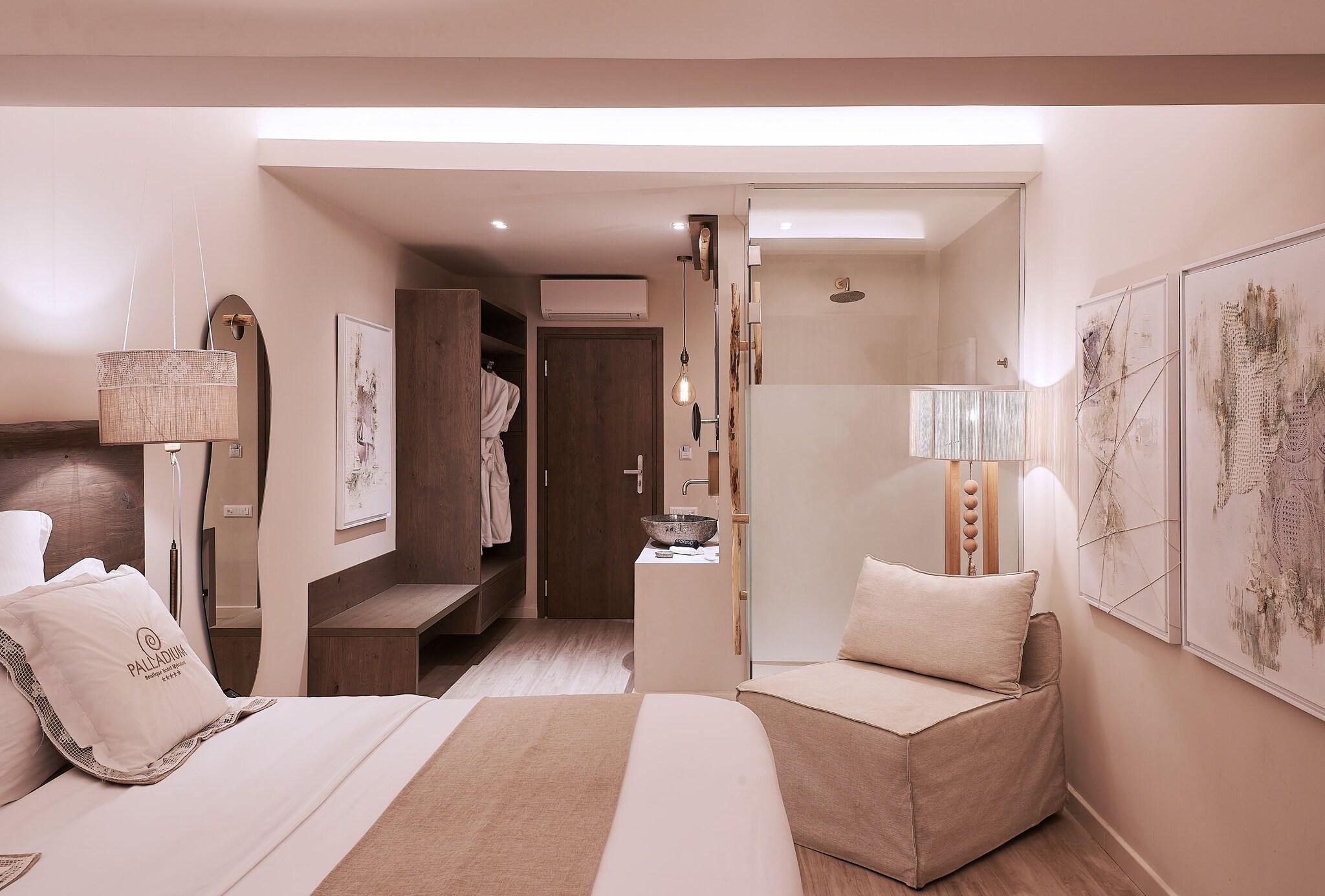 Double Deluxe King Bed