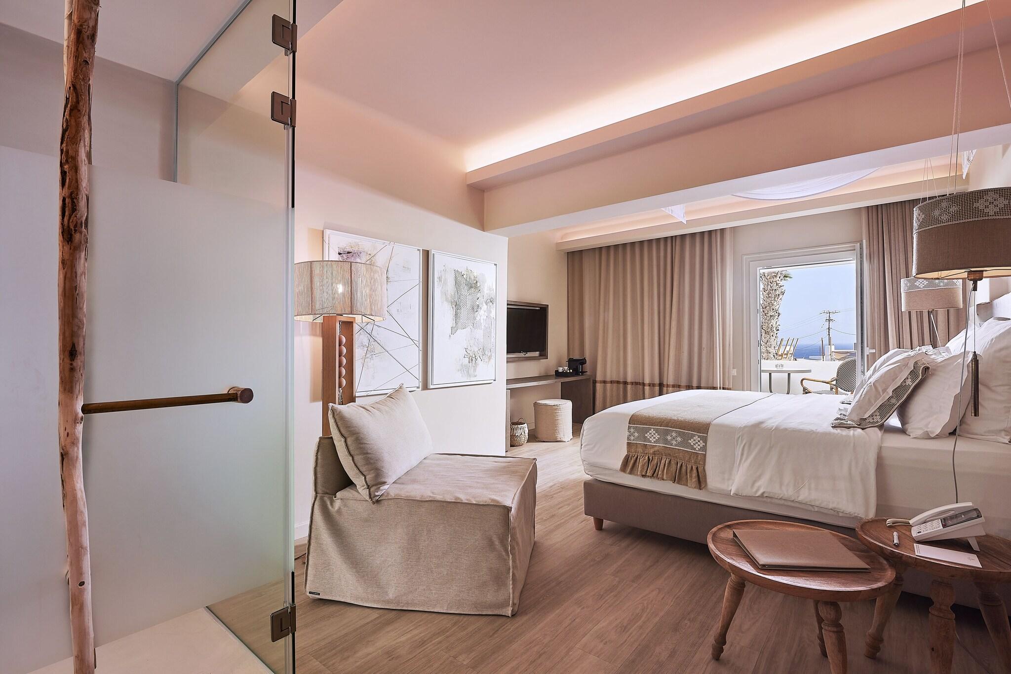 Double Deluxe King Bed