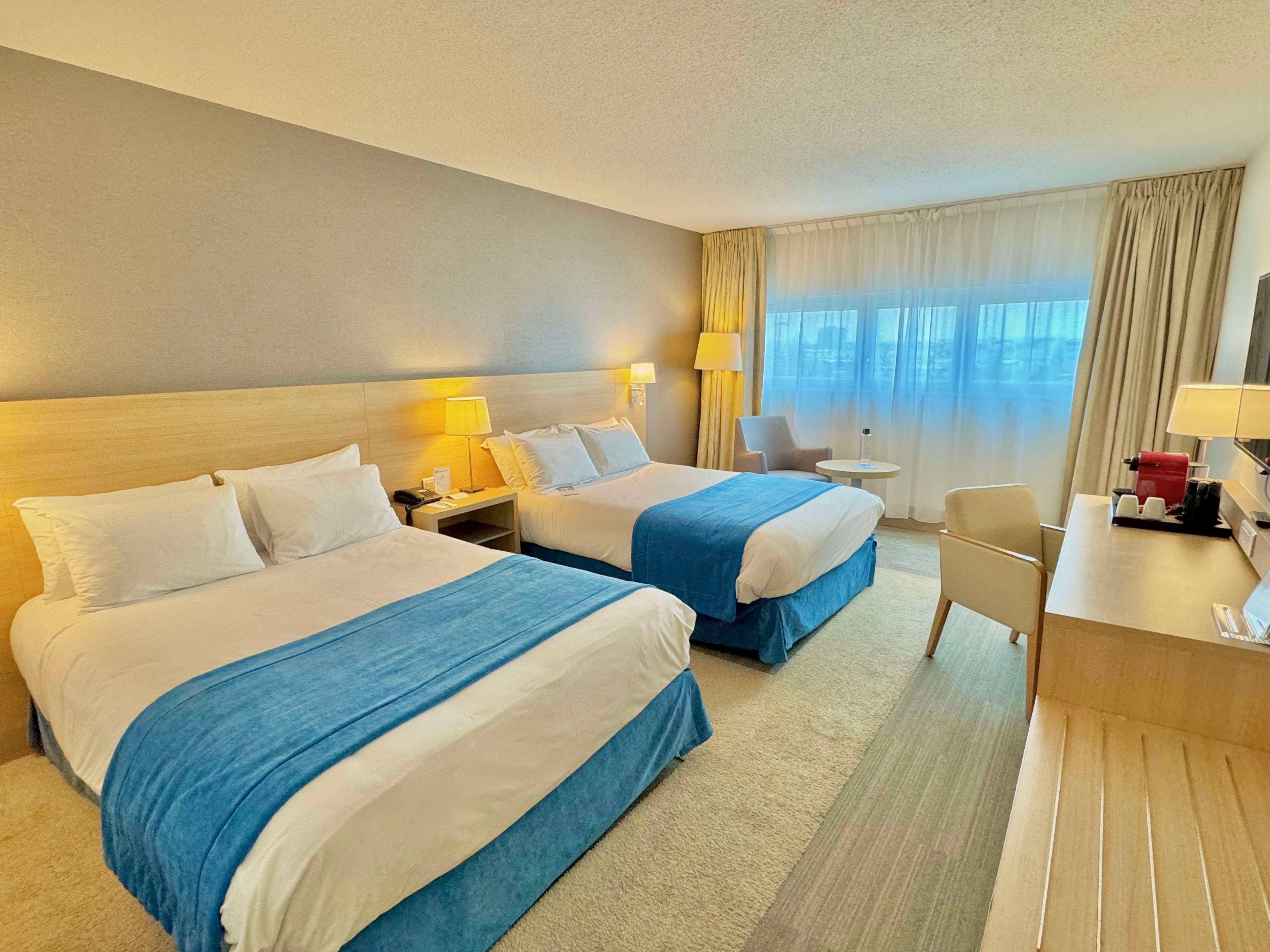 Double Queen Size Bed