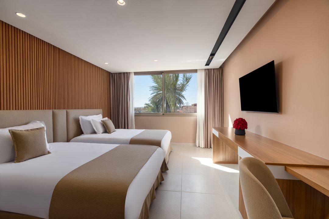 Room Premium Queen Bed