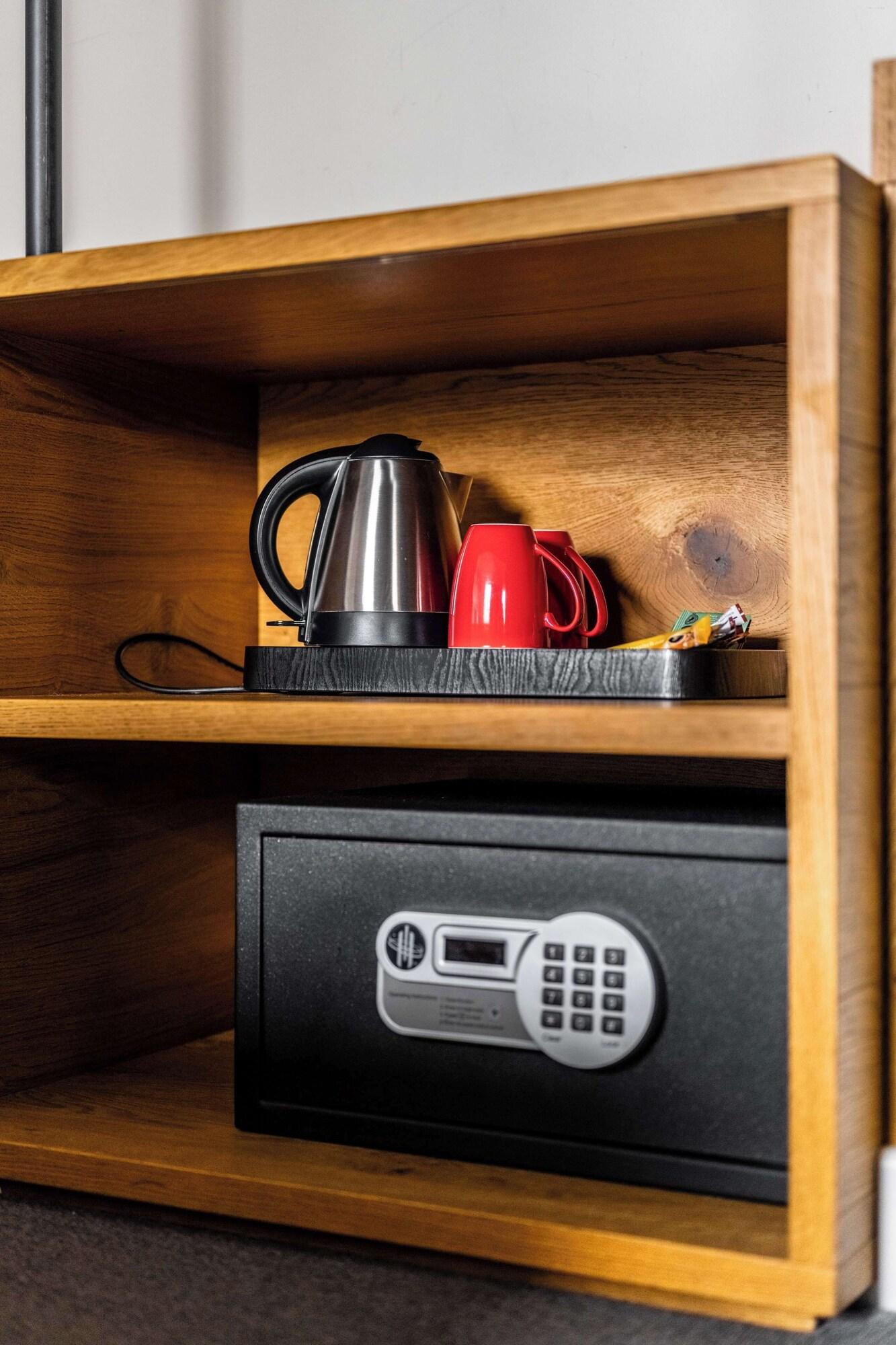 Junior Suite King Size Bed