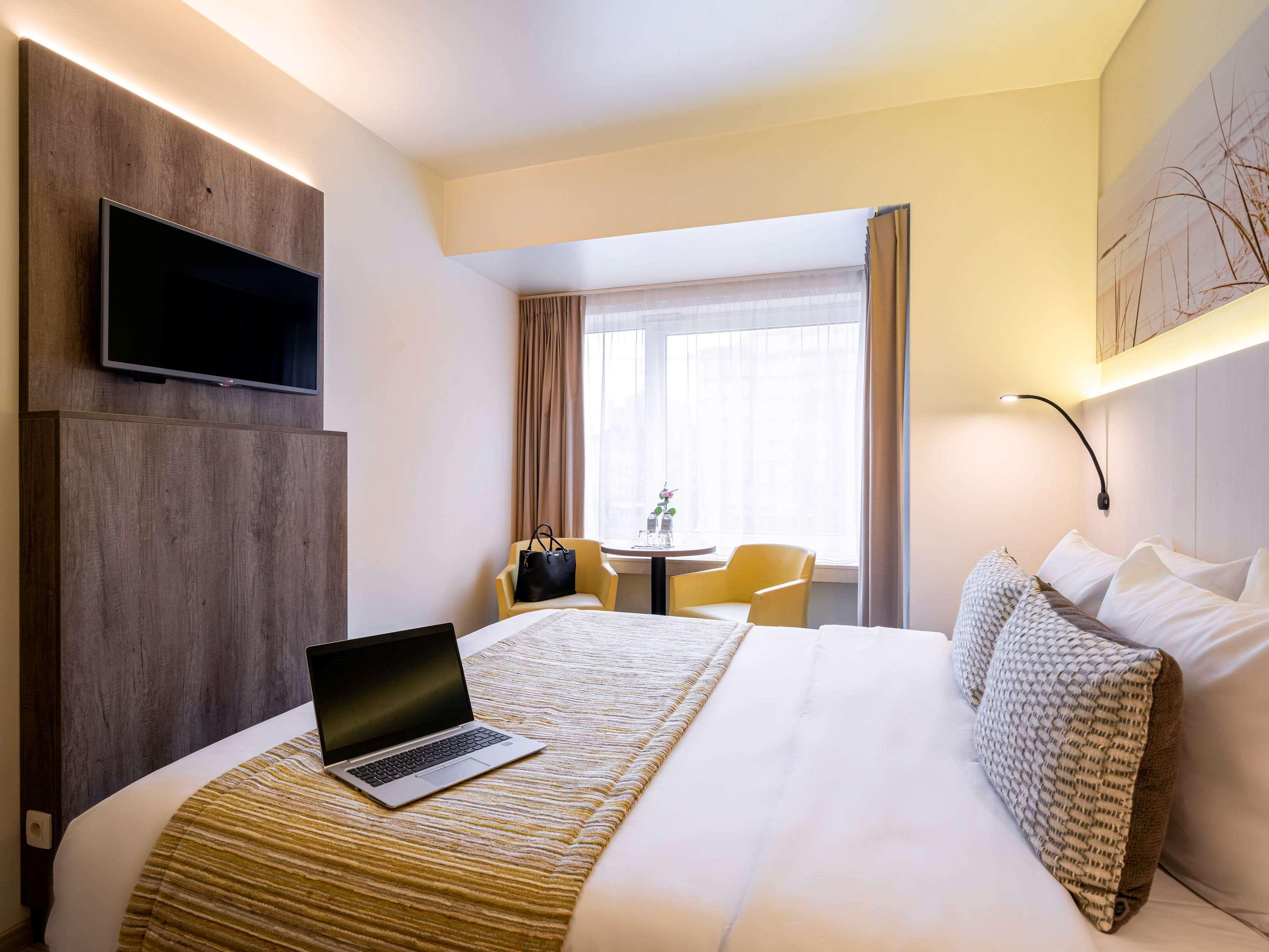 Double Superior City View