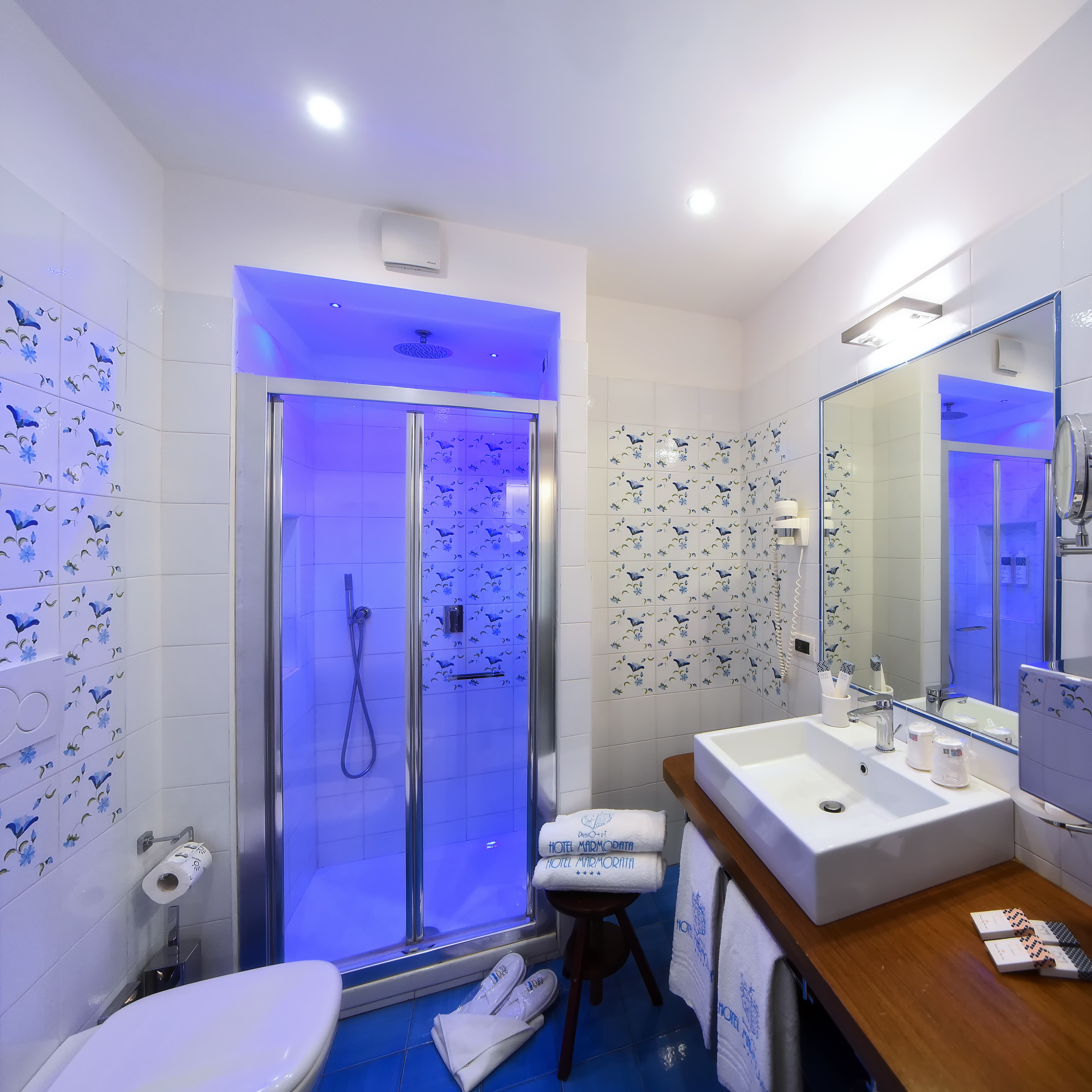 Double or Twin Sea View