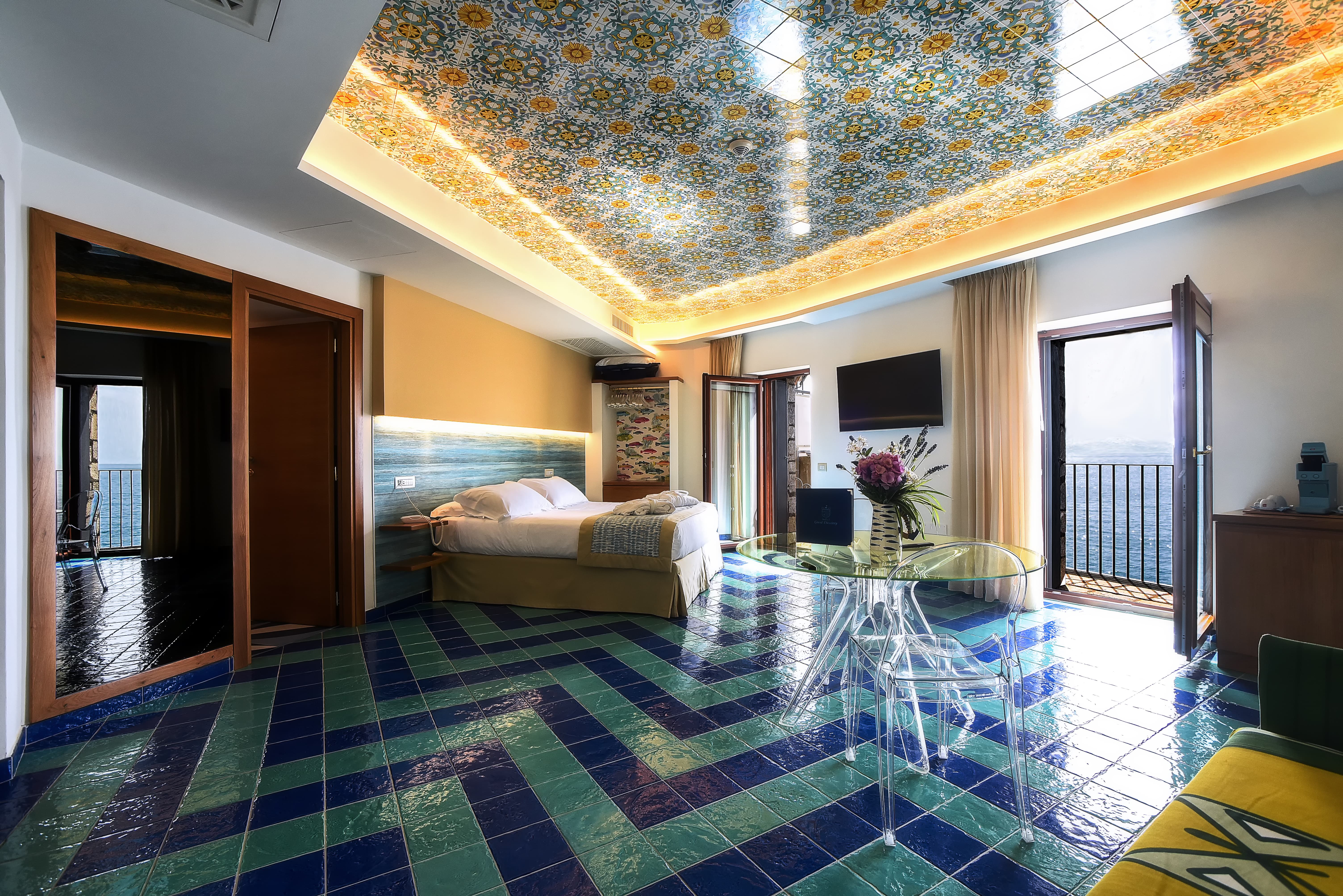 Junior Suite with Terrace