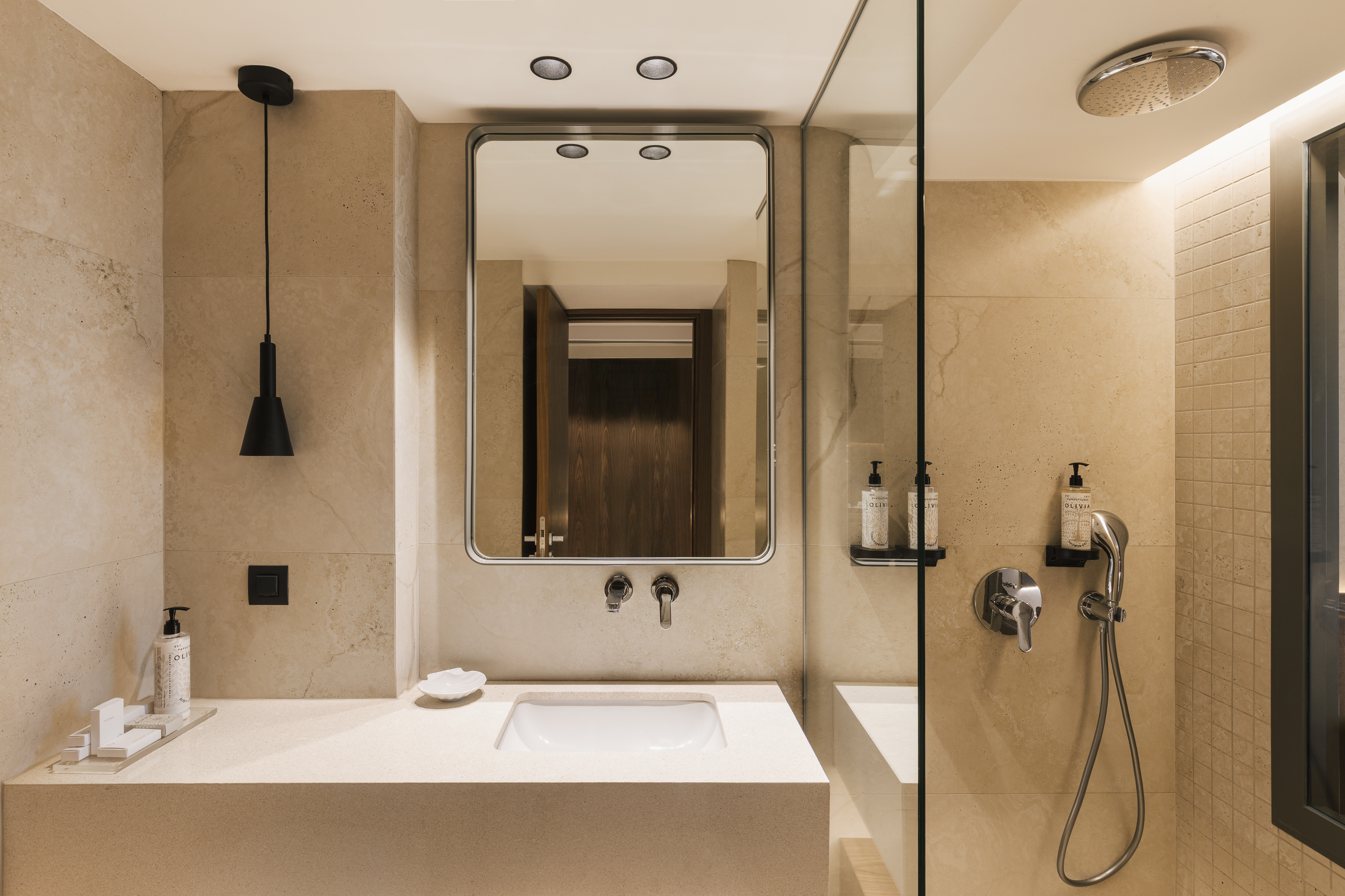 Double or Twin Executive