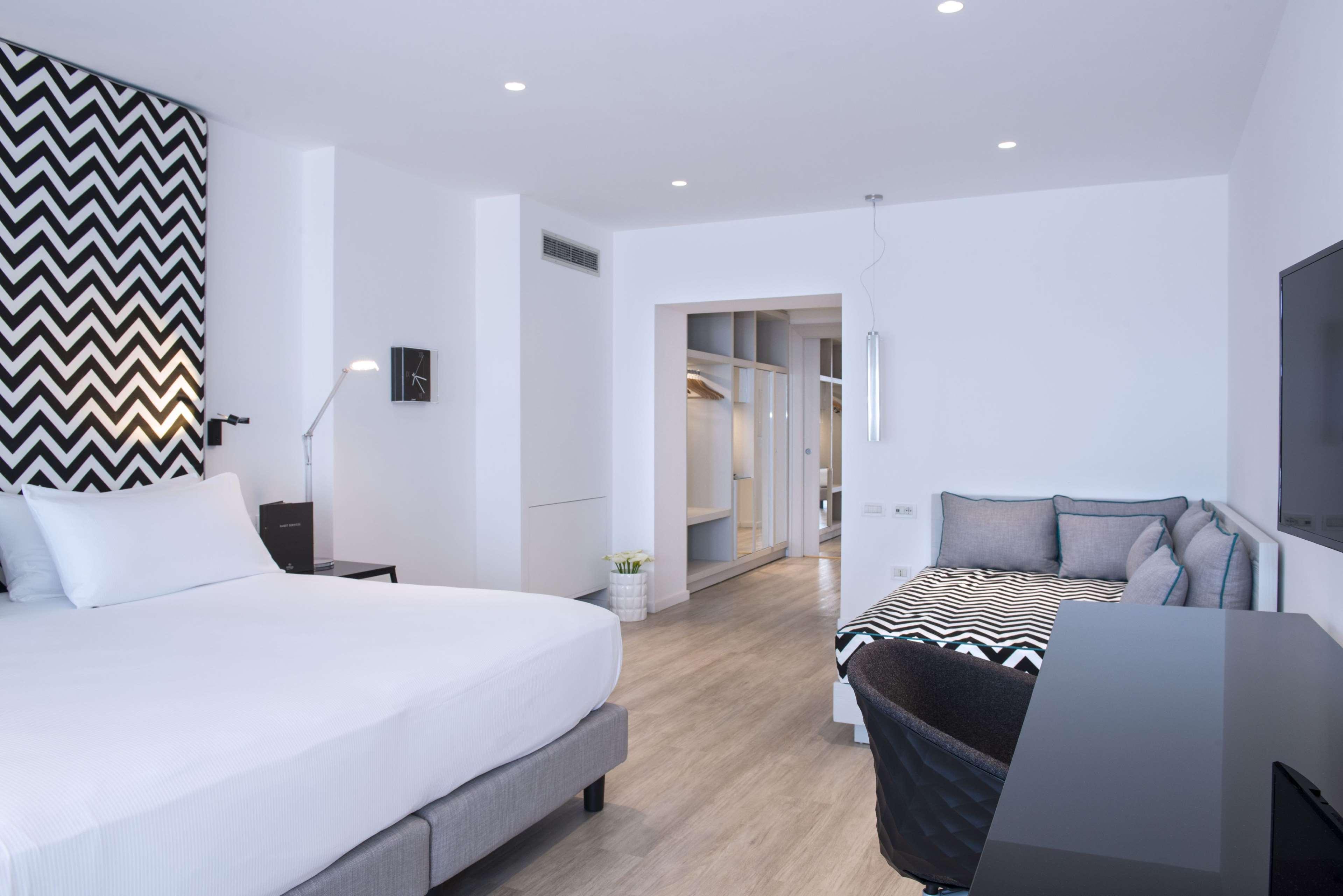 Quadruple Executive Sea View