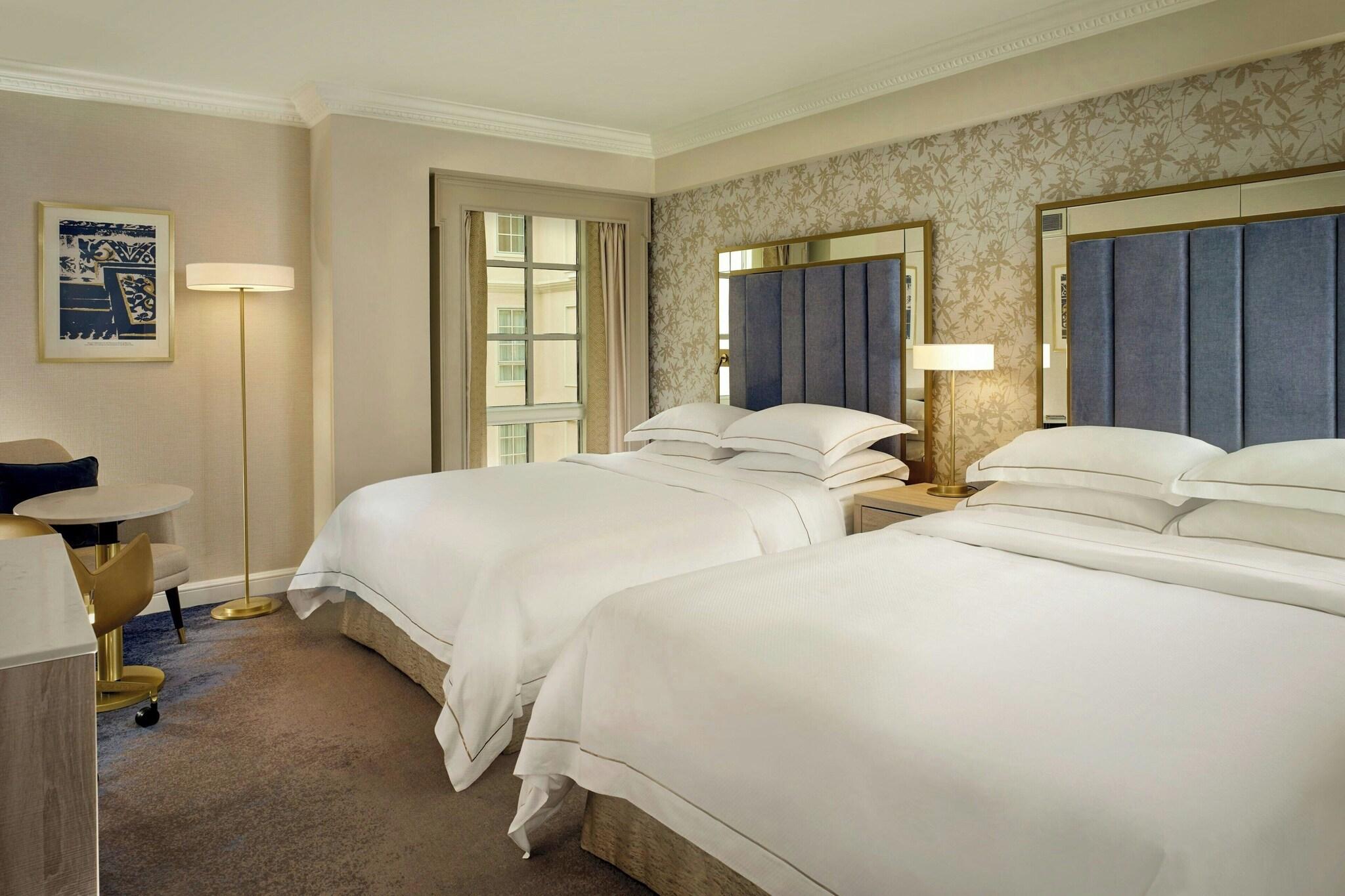 Quadruple Deluxe with Views