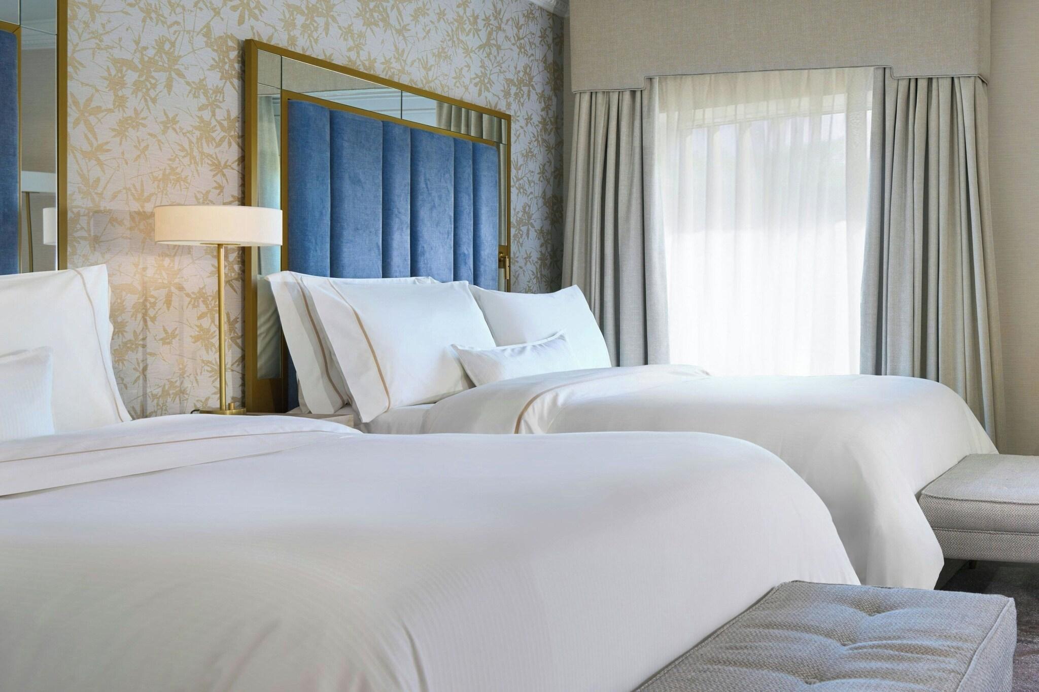 Quadruple Deluxe with Views