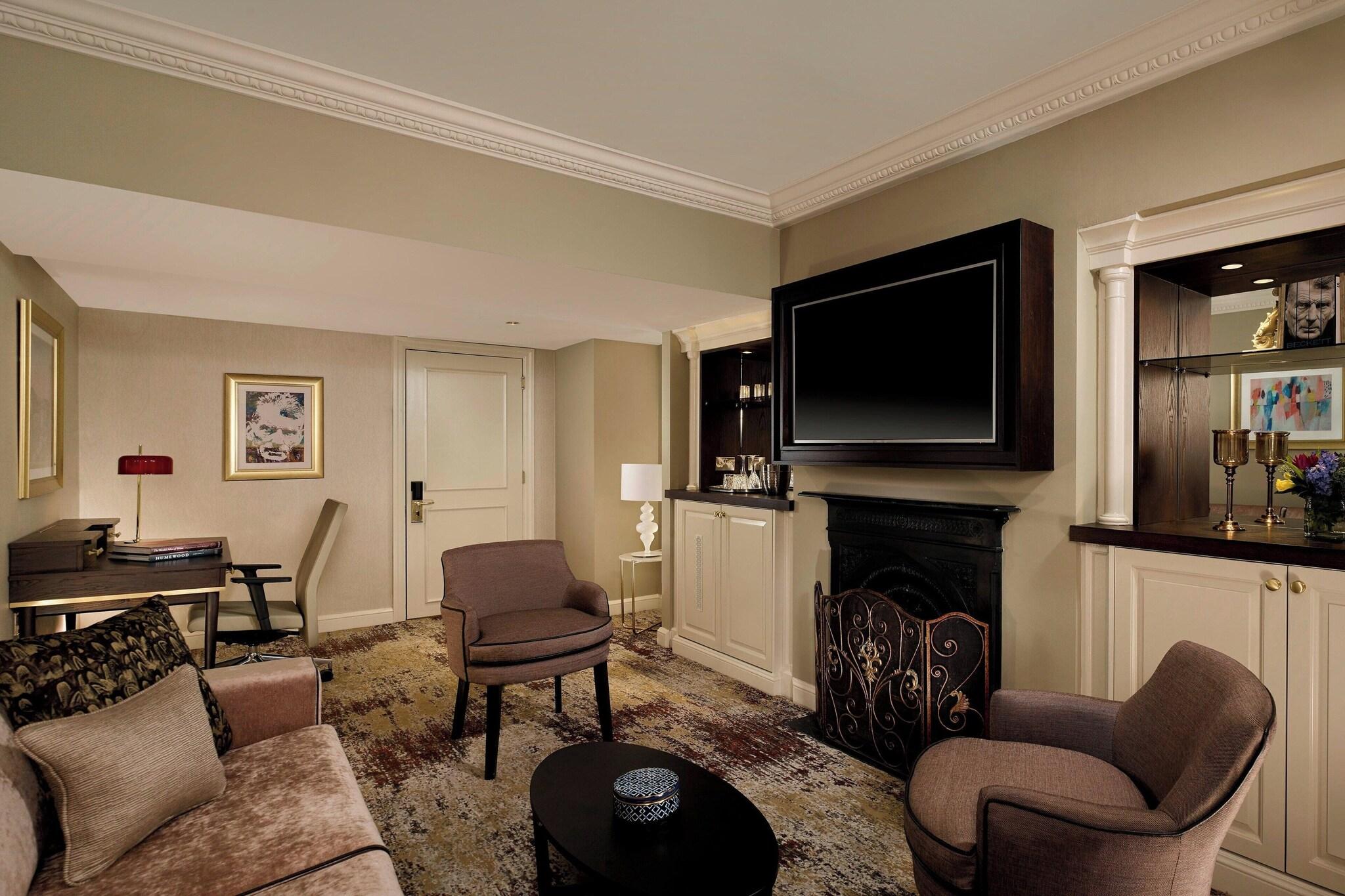 Suite King Bed One Bedroom 