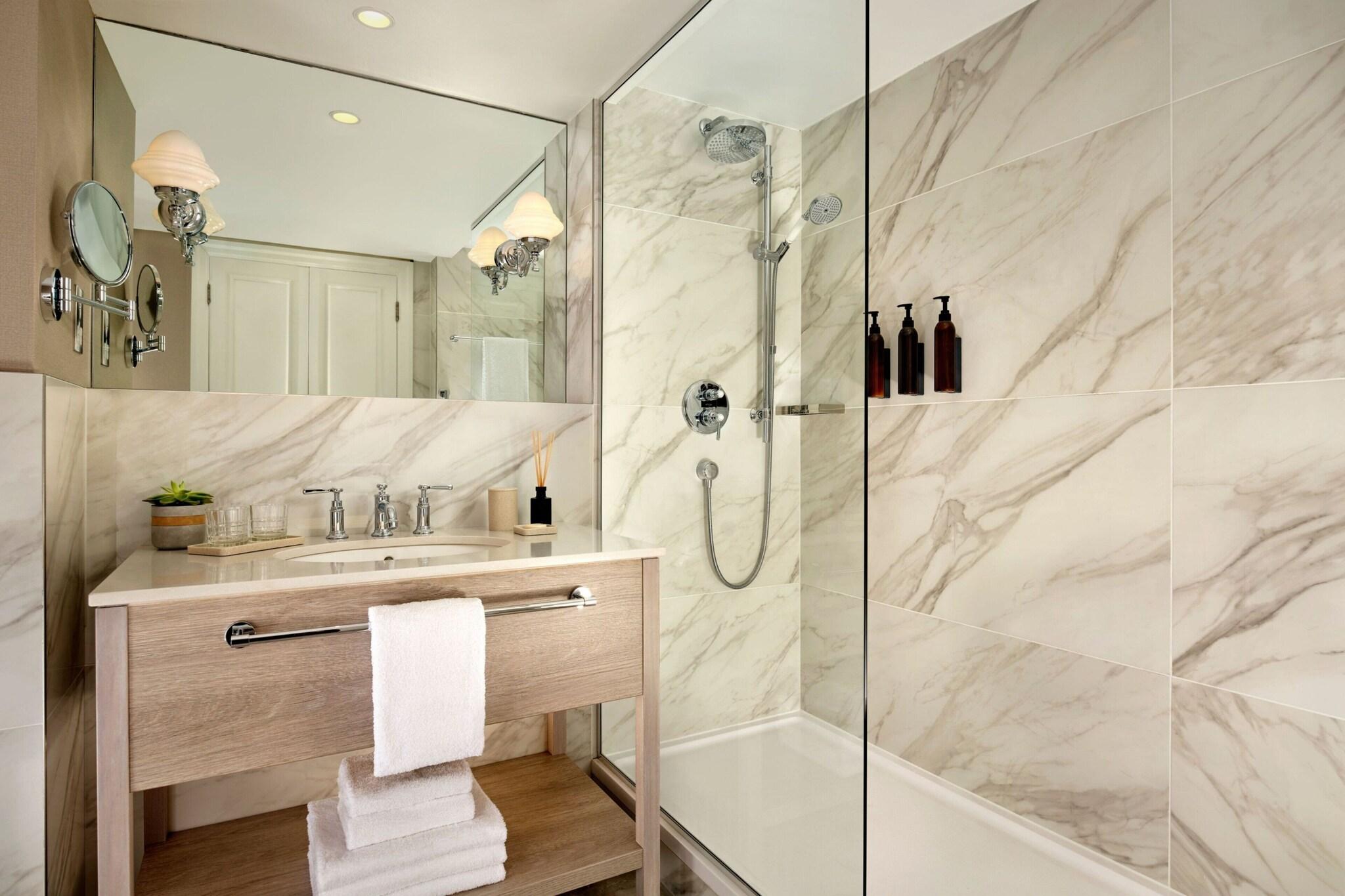 Double Deluxe City View