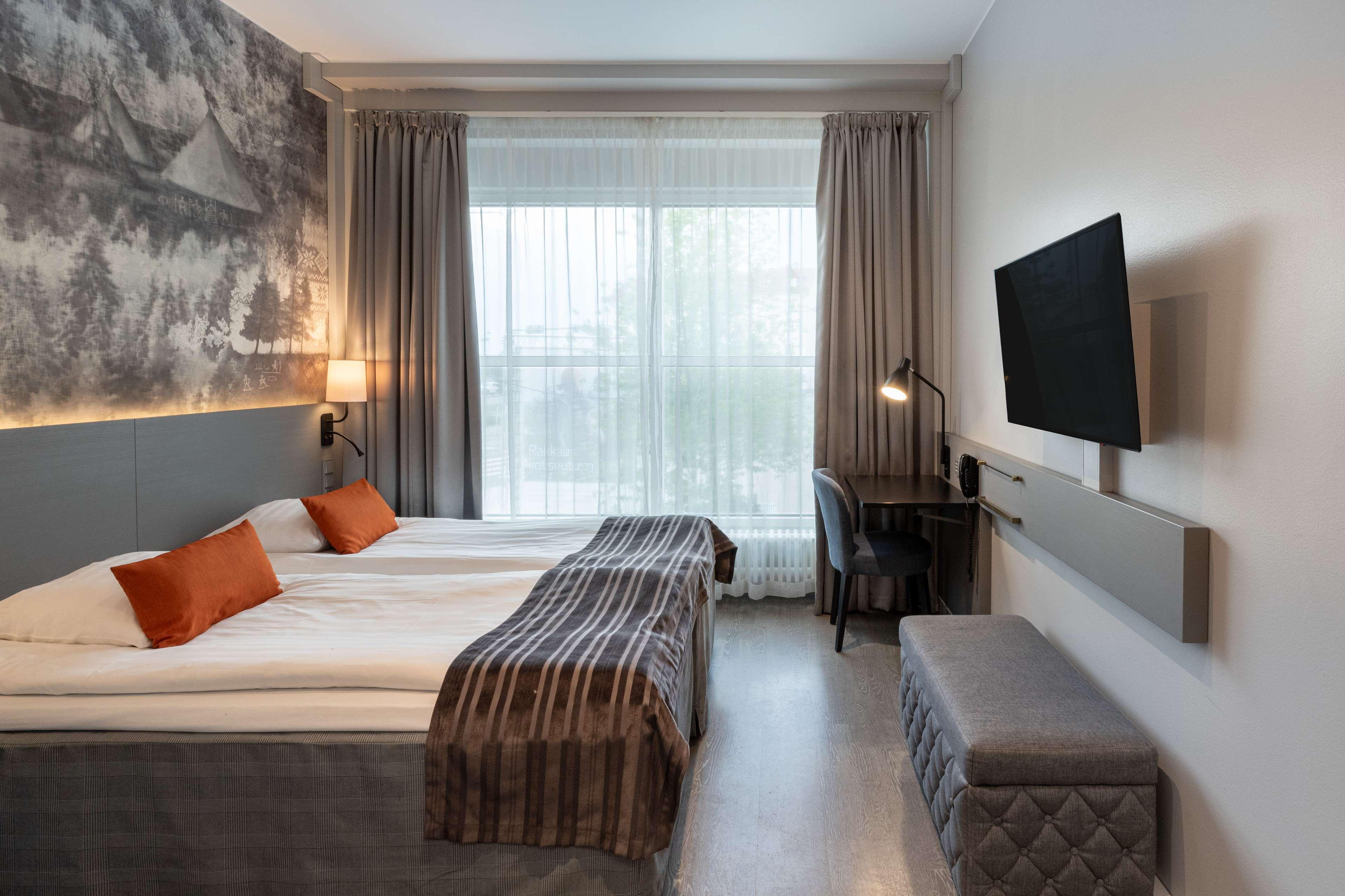 Family Room Superior