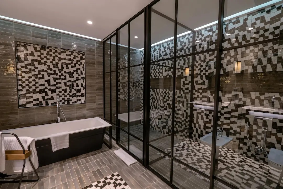 Double or Twin Standard