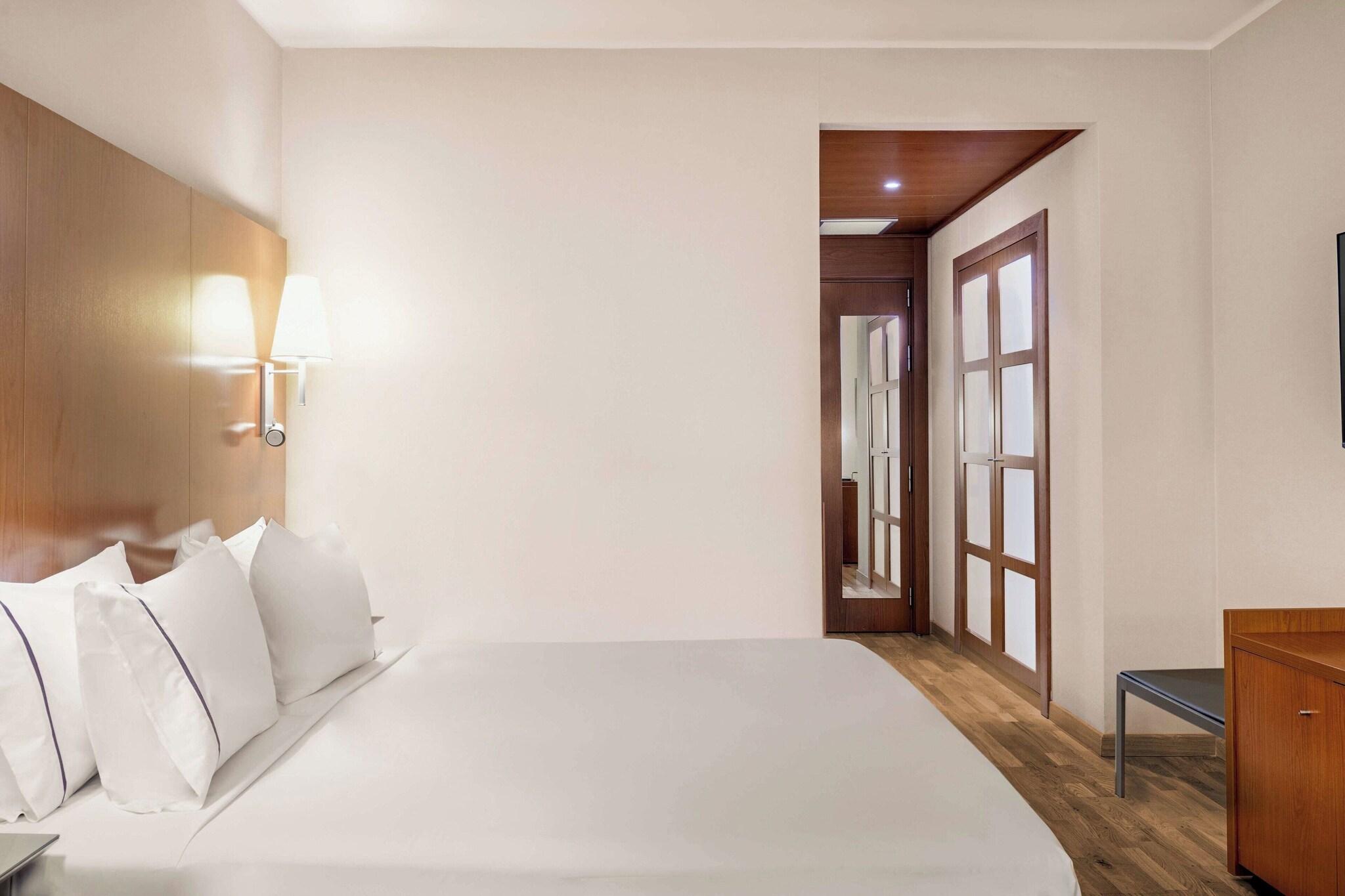 Double Superior King Bed