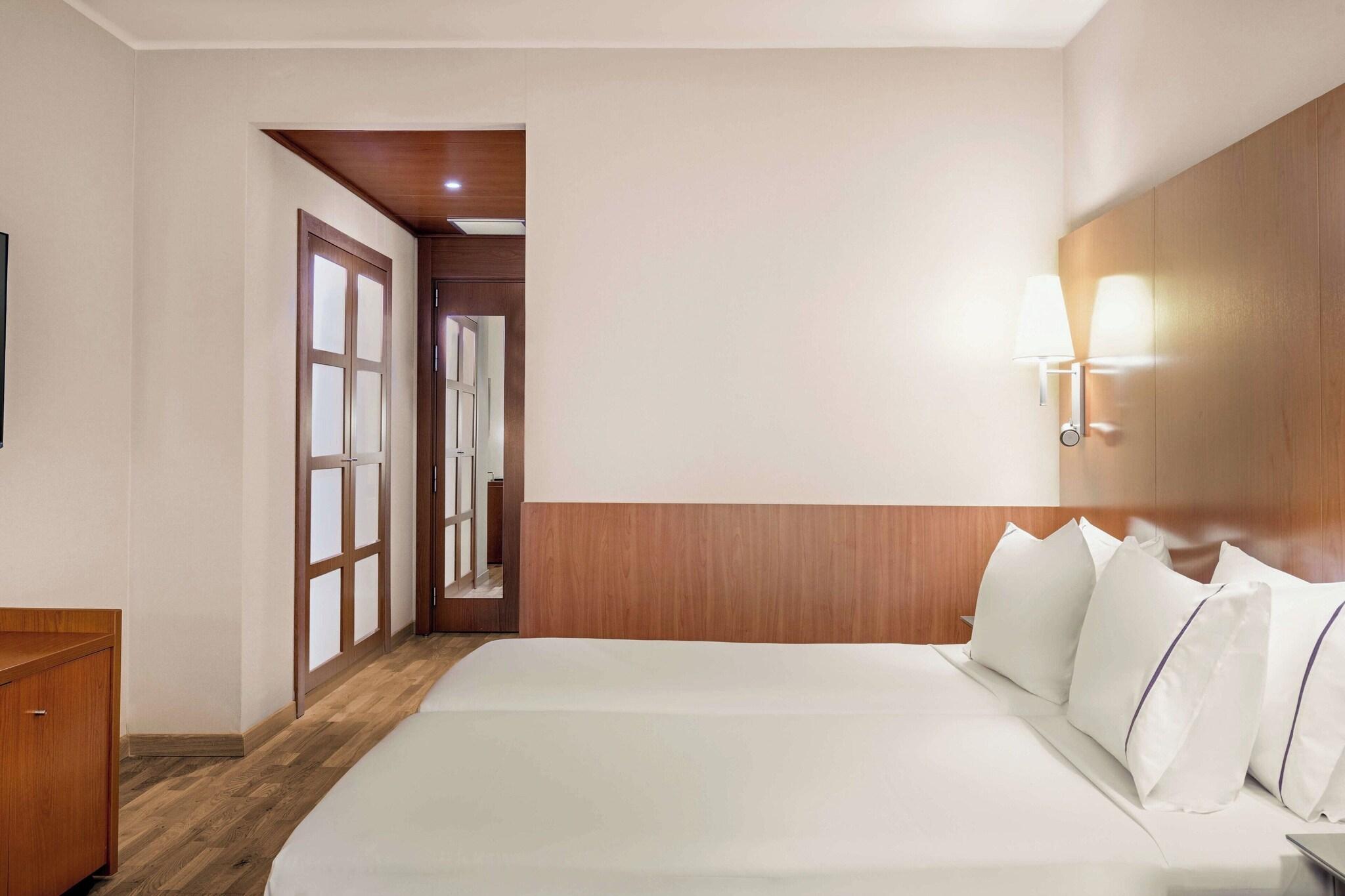 Double King Size Bed