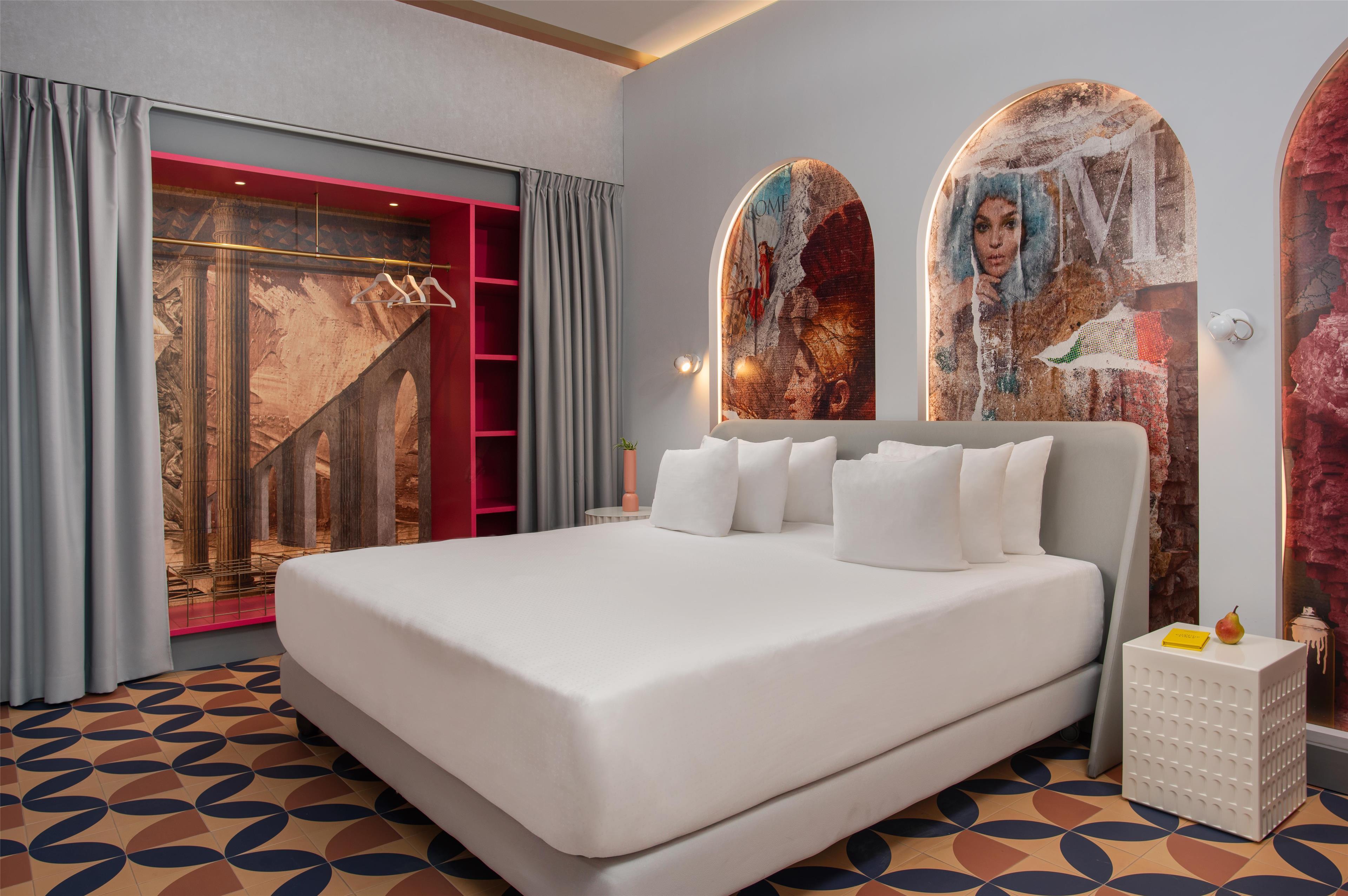 Suite with Views