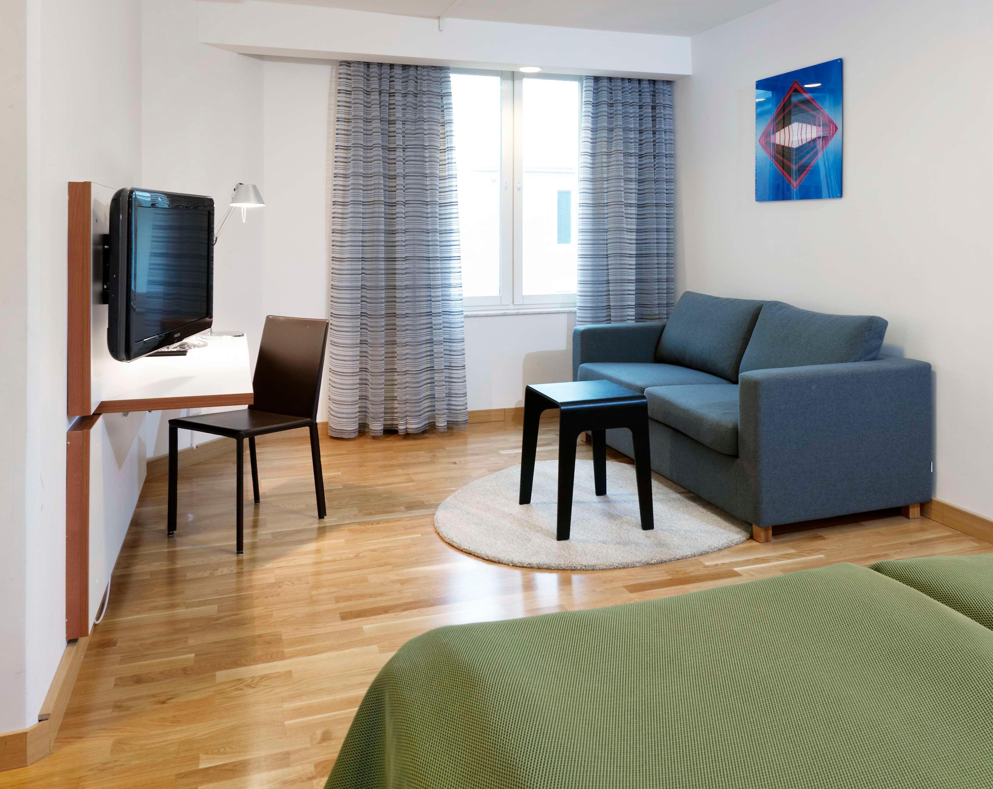 Double Superior King Bed