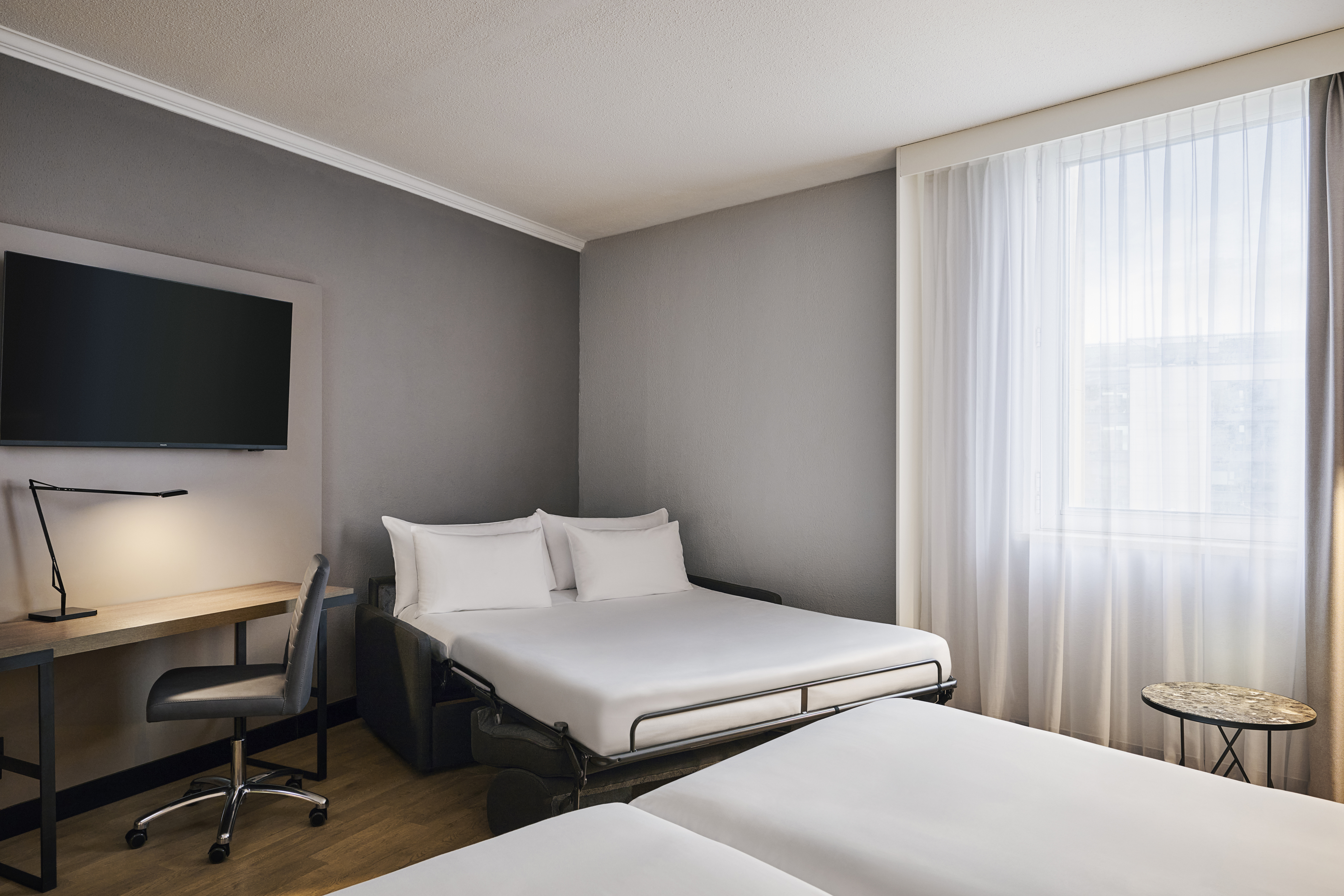 Family Room Capacity 4