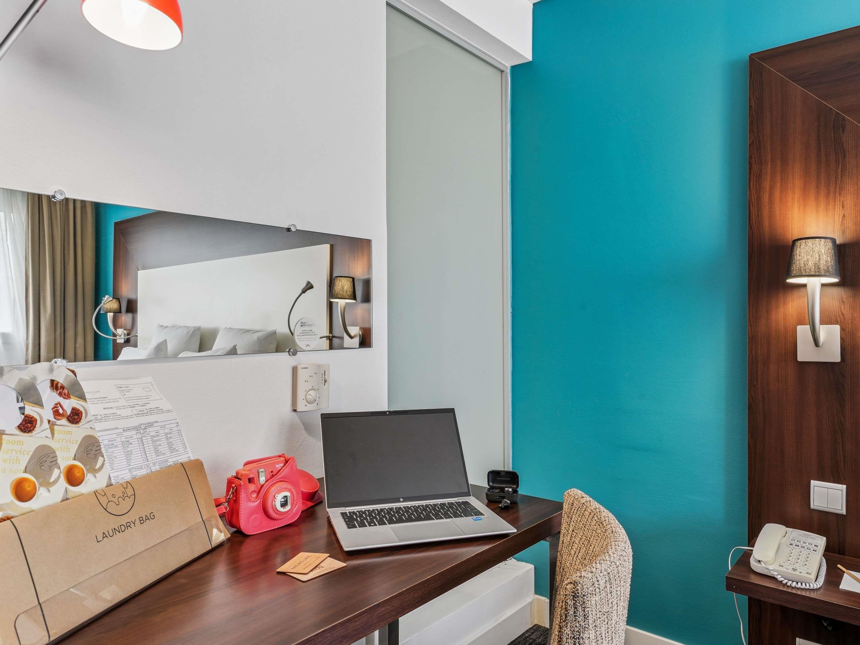 Double Classic Double Bed