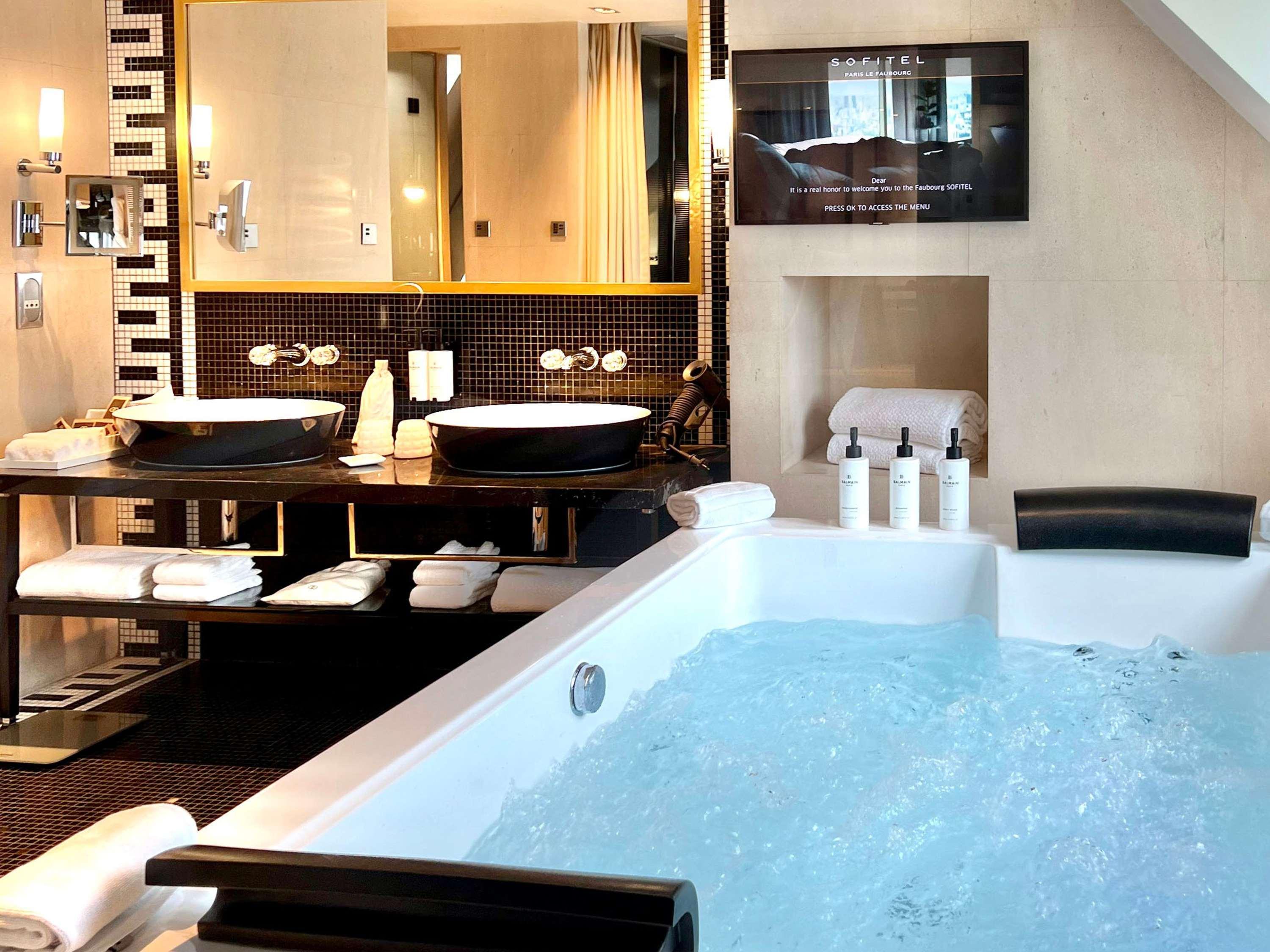 Apartment with Views