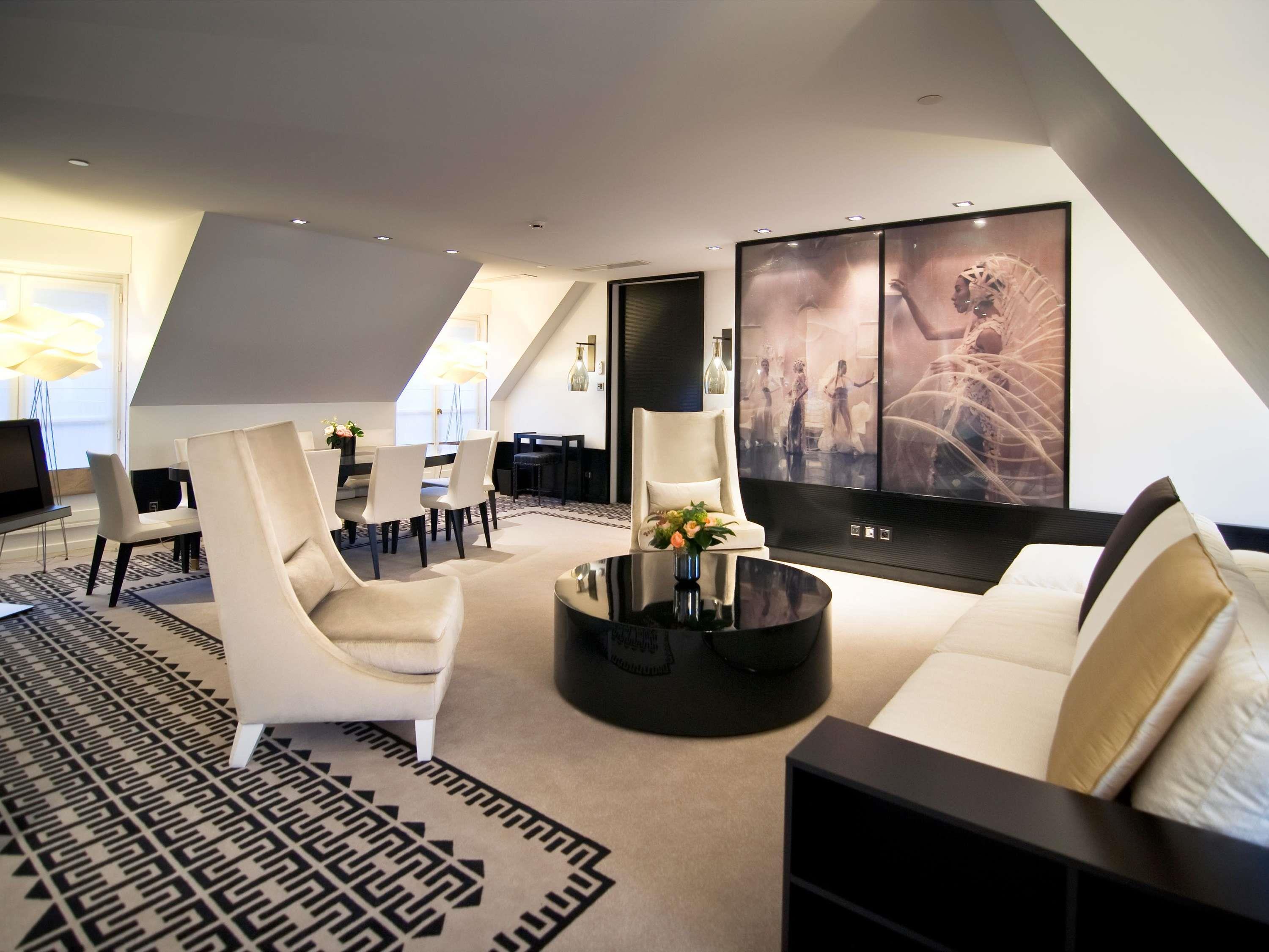 Apartment with Views