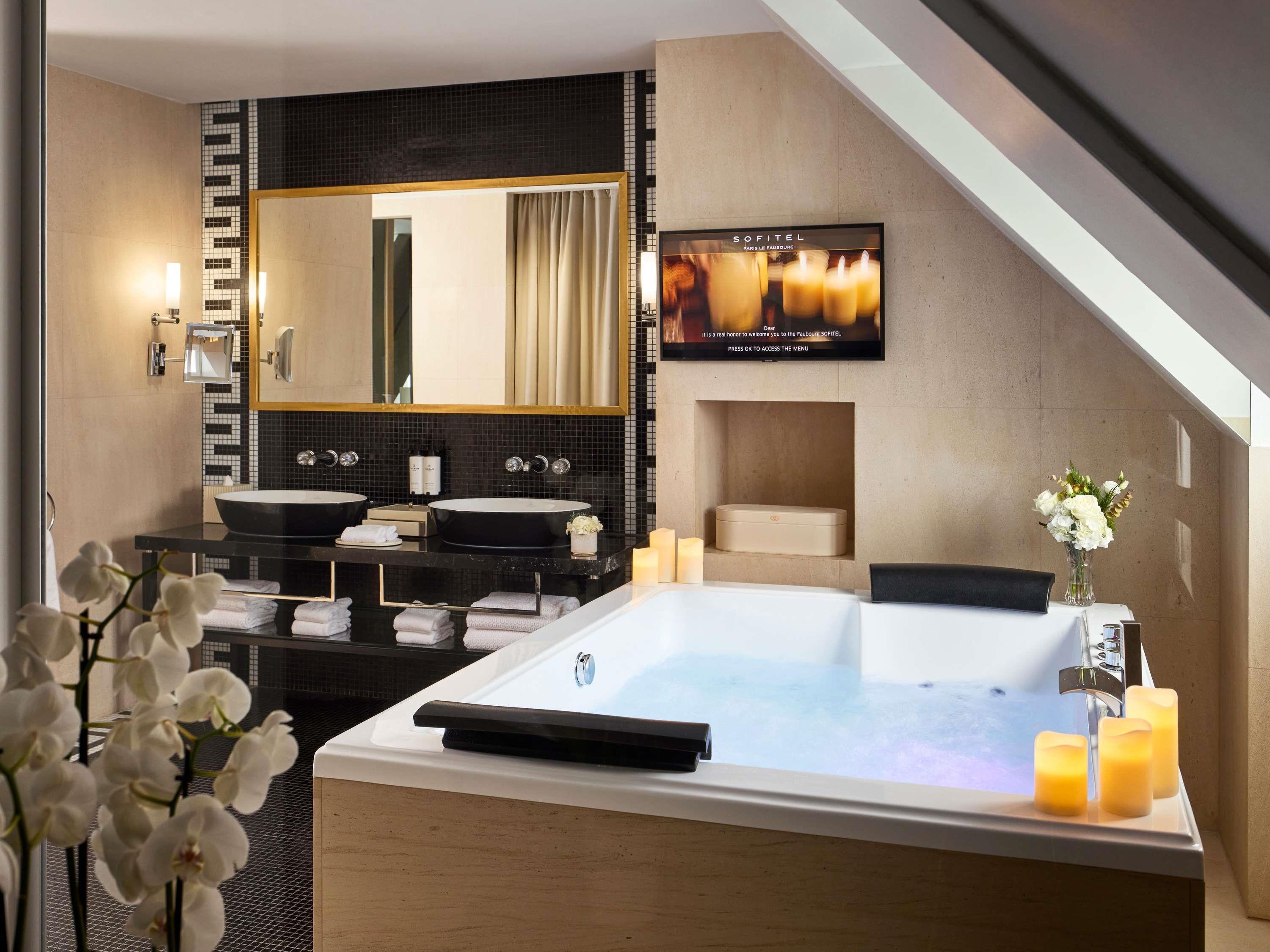 Apartment with Views