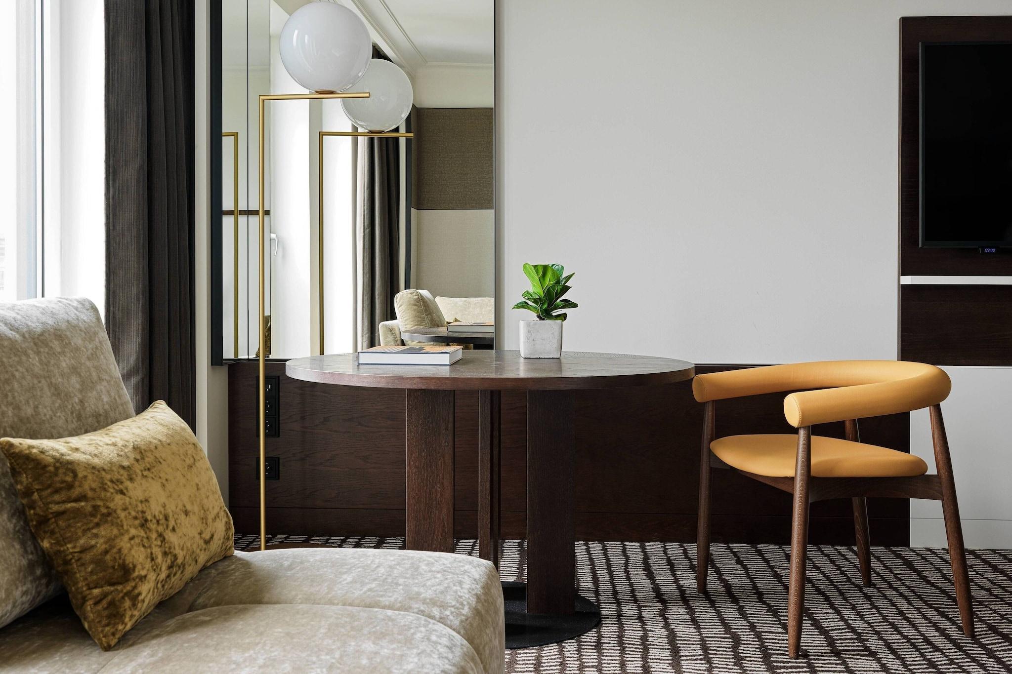 Double Executive King Bed