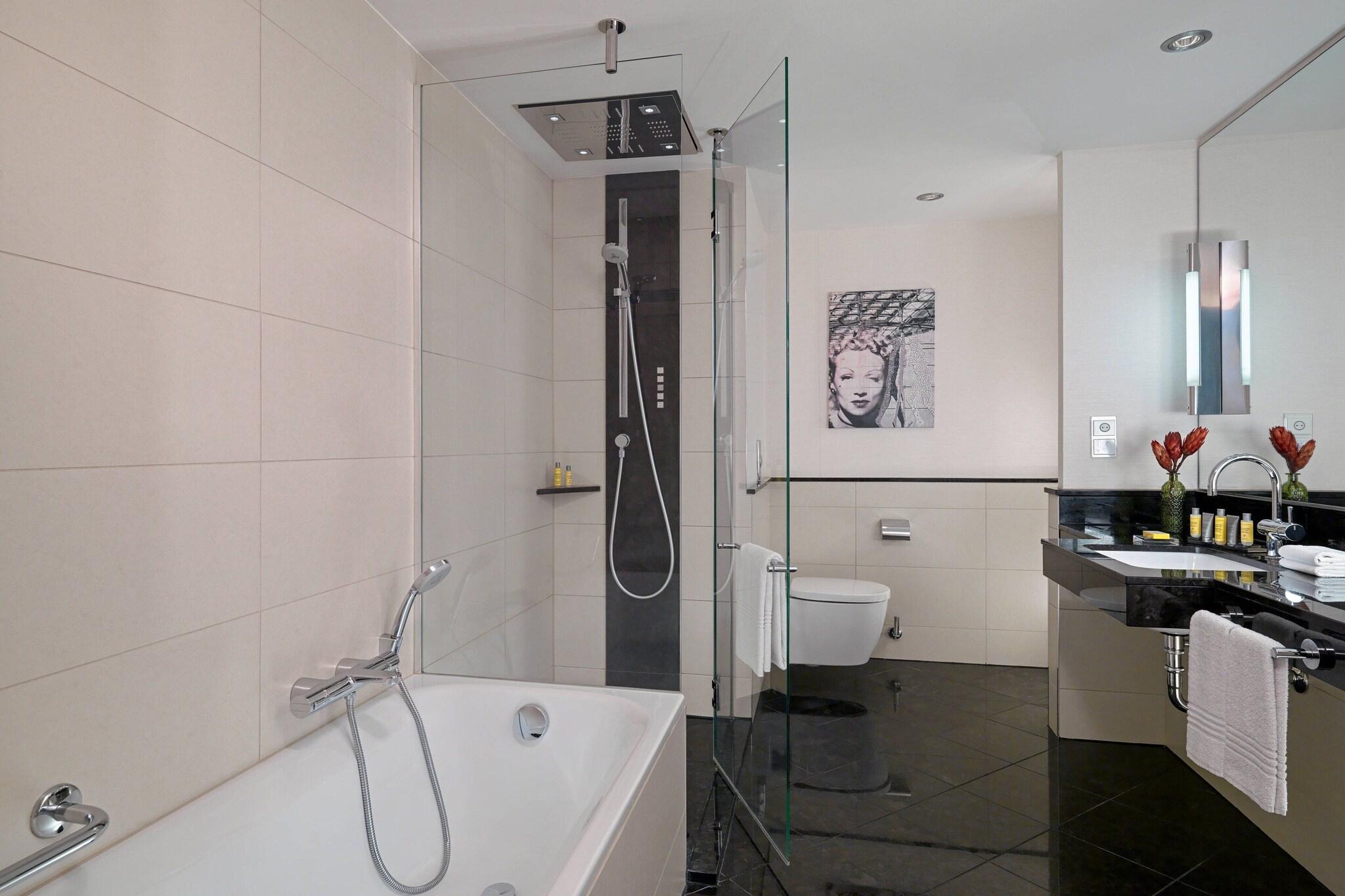 Suite Executive King Bed