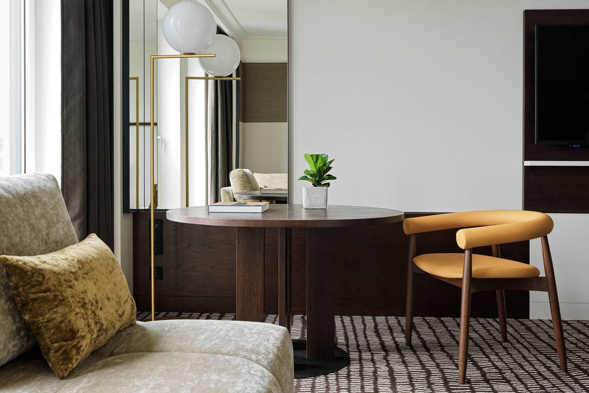 Double Executive King Bed