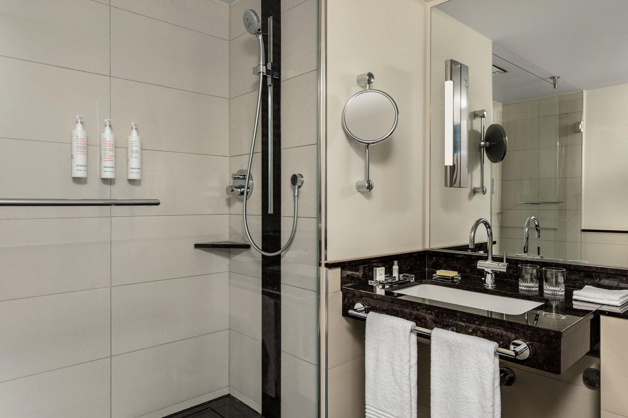 Double City View King Bed